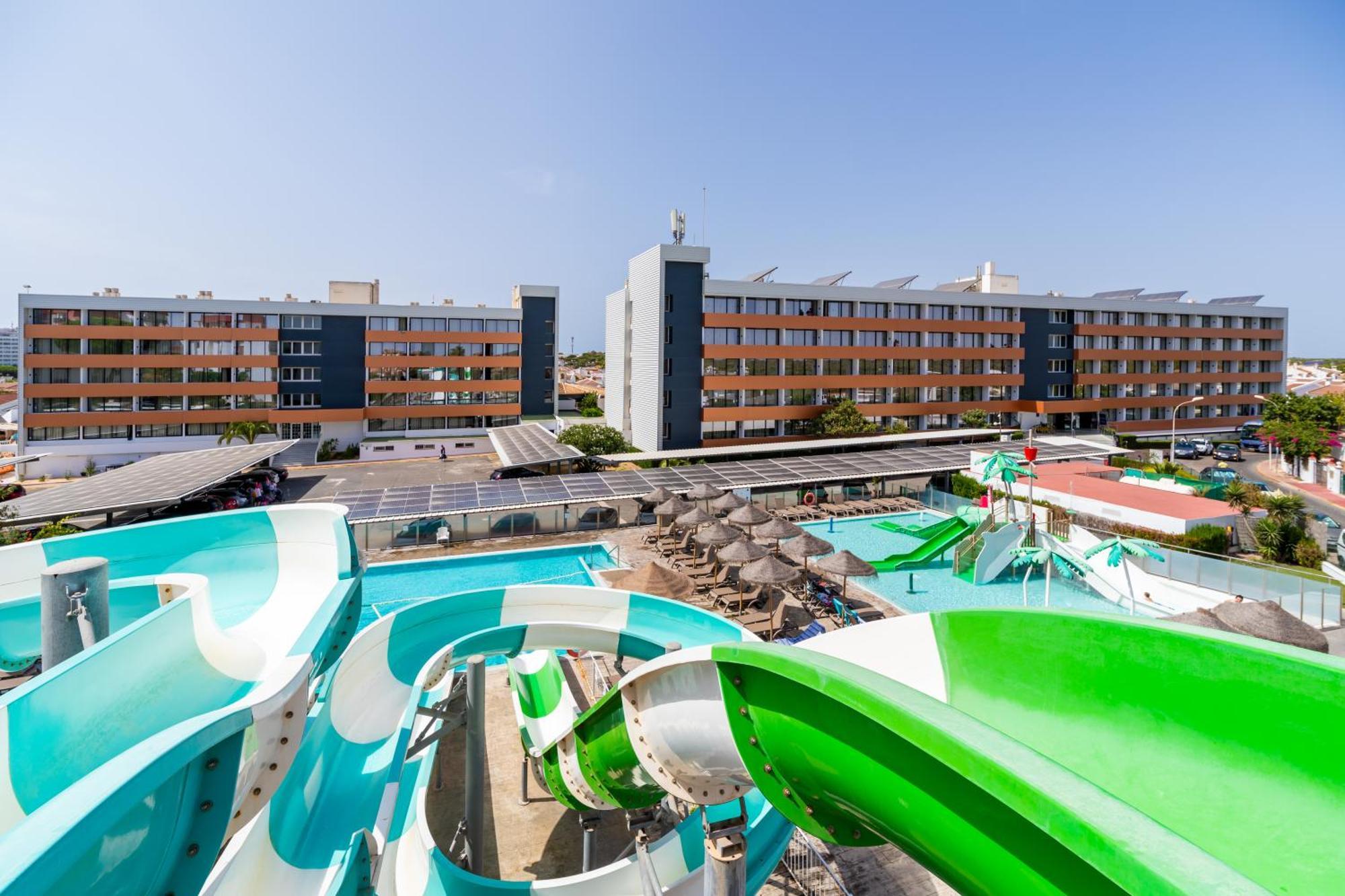 Hotel Ohtels Carabela 4*