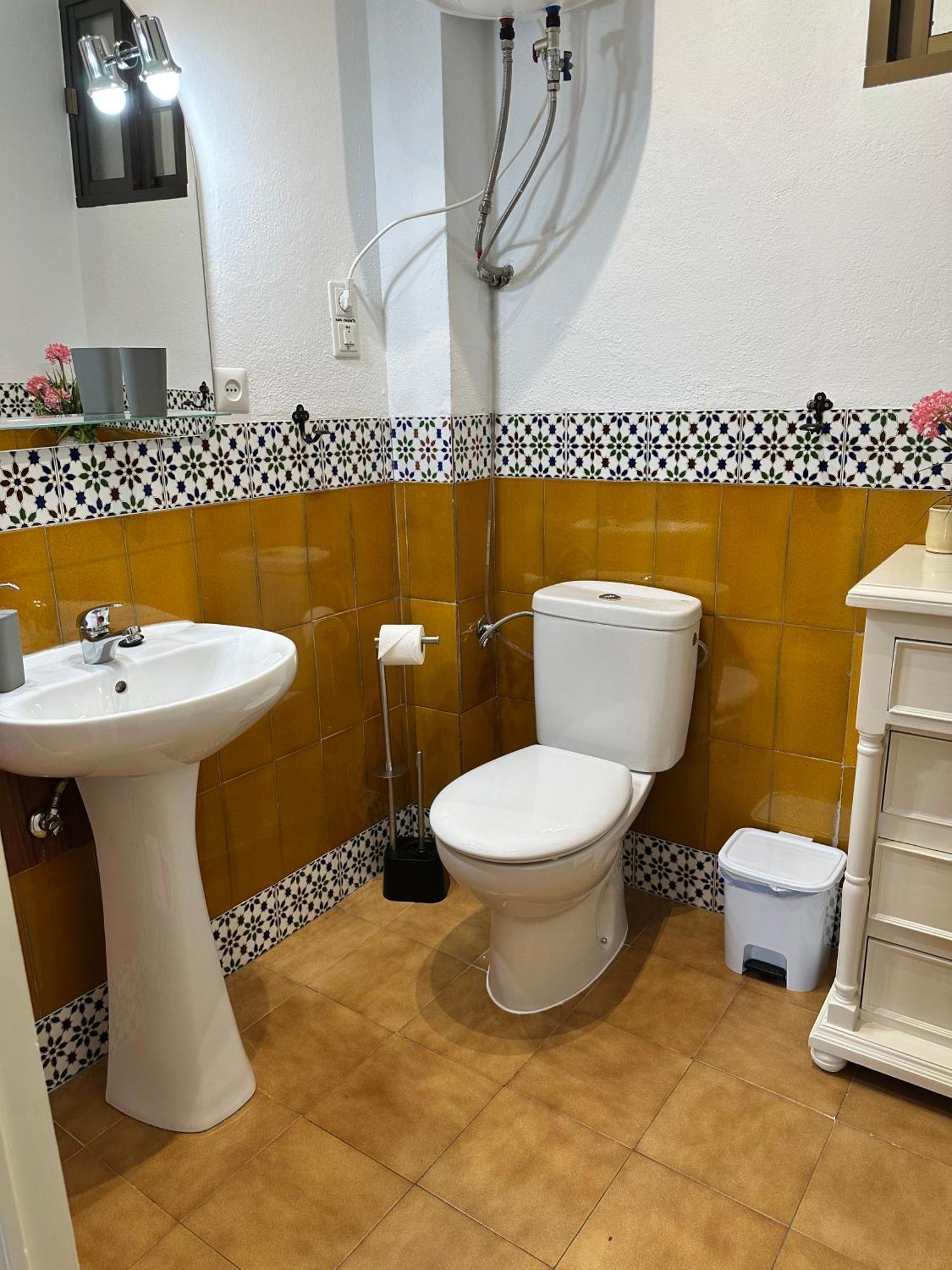 Apartment El Paraiso, En Pueblo Con Bonitas Vistas A La Costa Y Con Piscina *