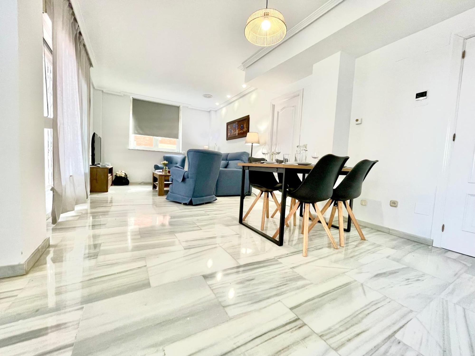 Atico Tendillas: Centro Apartment *
