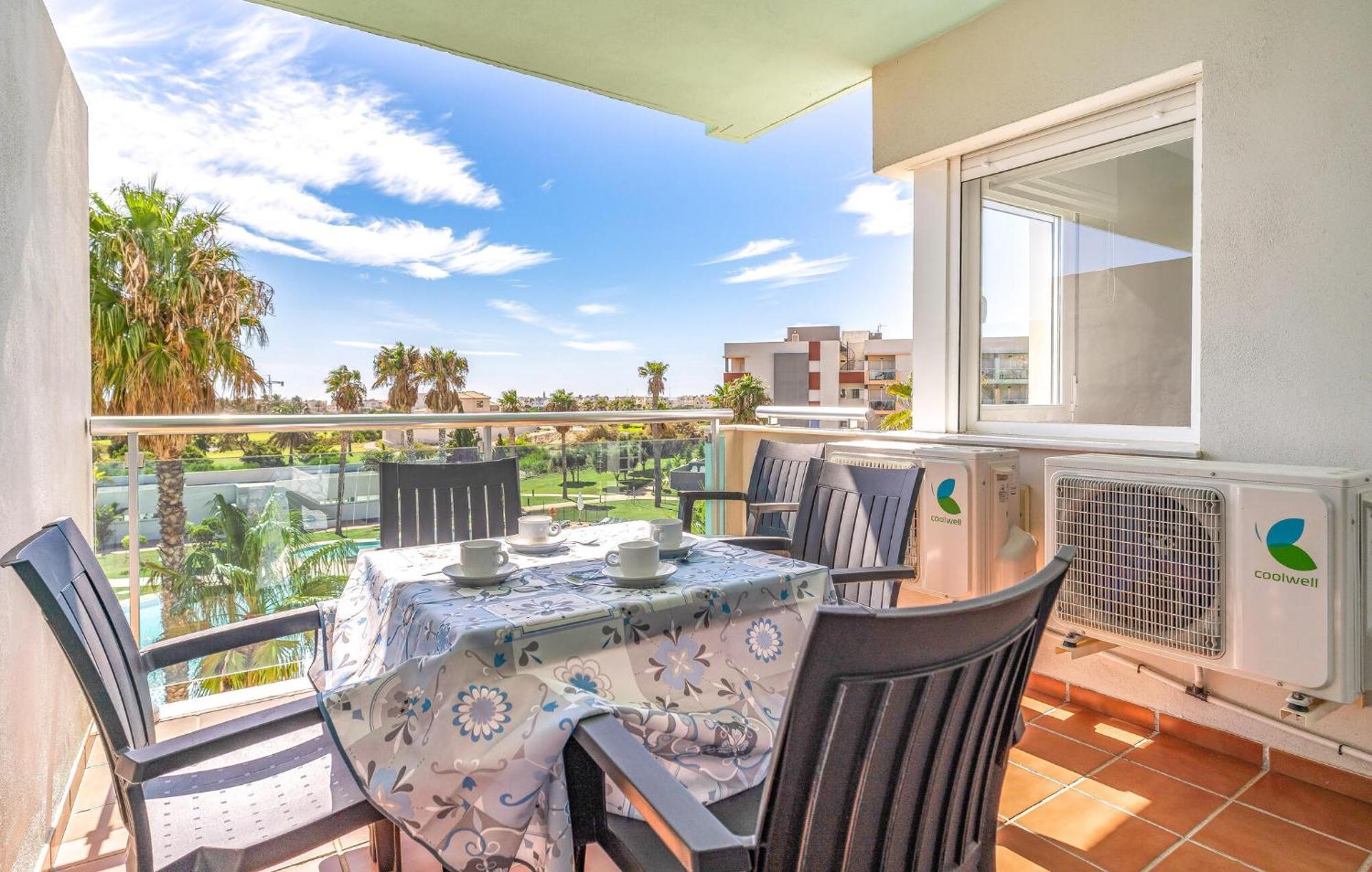 Cozy In With Wifi Apartamento Almerimar