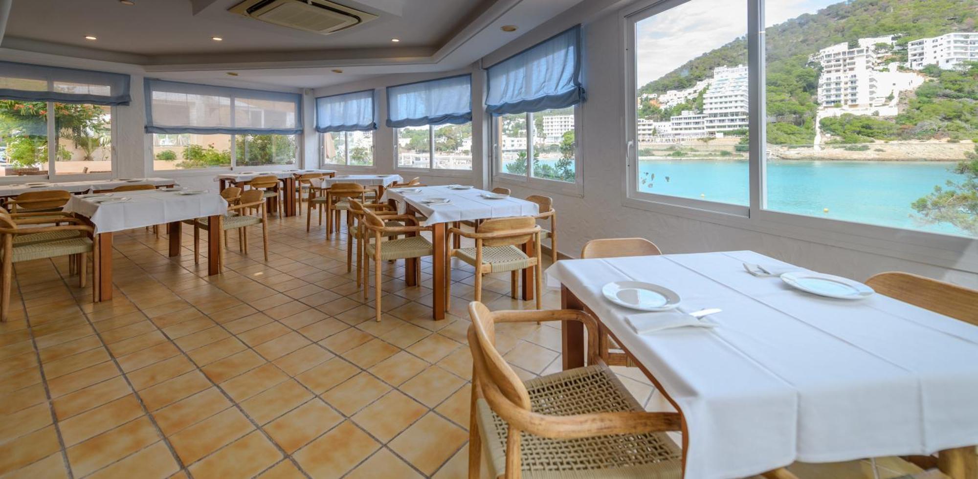 Apartahotel El Pinar Cala Llonga (Ibiza)