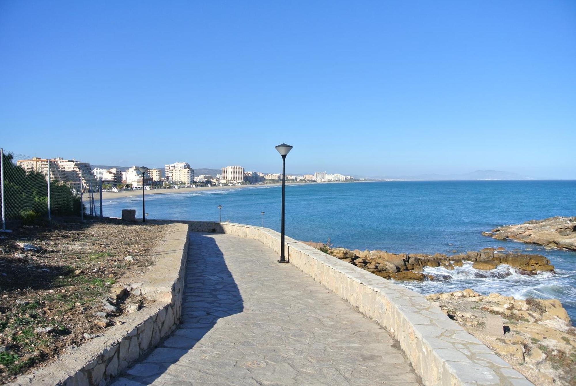 Danesp-playa De Les Amplaries Marina Dor- Frontales Al Mar Apartamento
