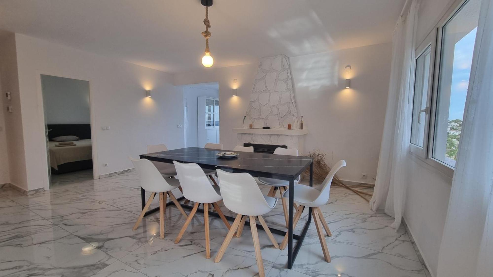 Meerblick Mit Terrasse, Pool Und Kostenlosen Wlan Neu Renoviert * Benissa
