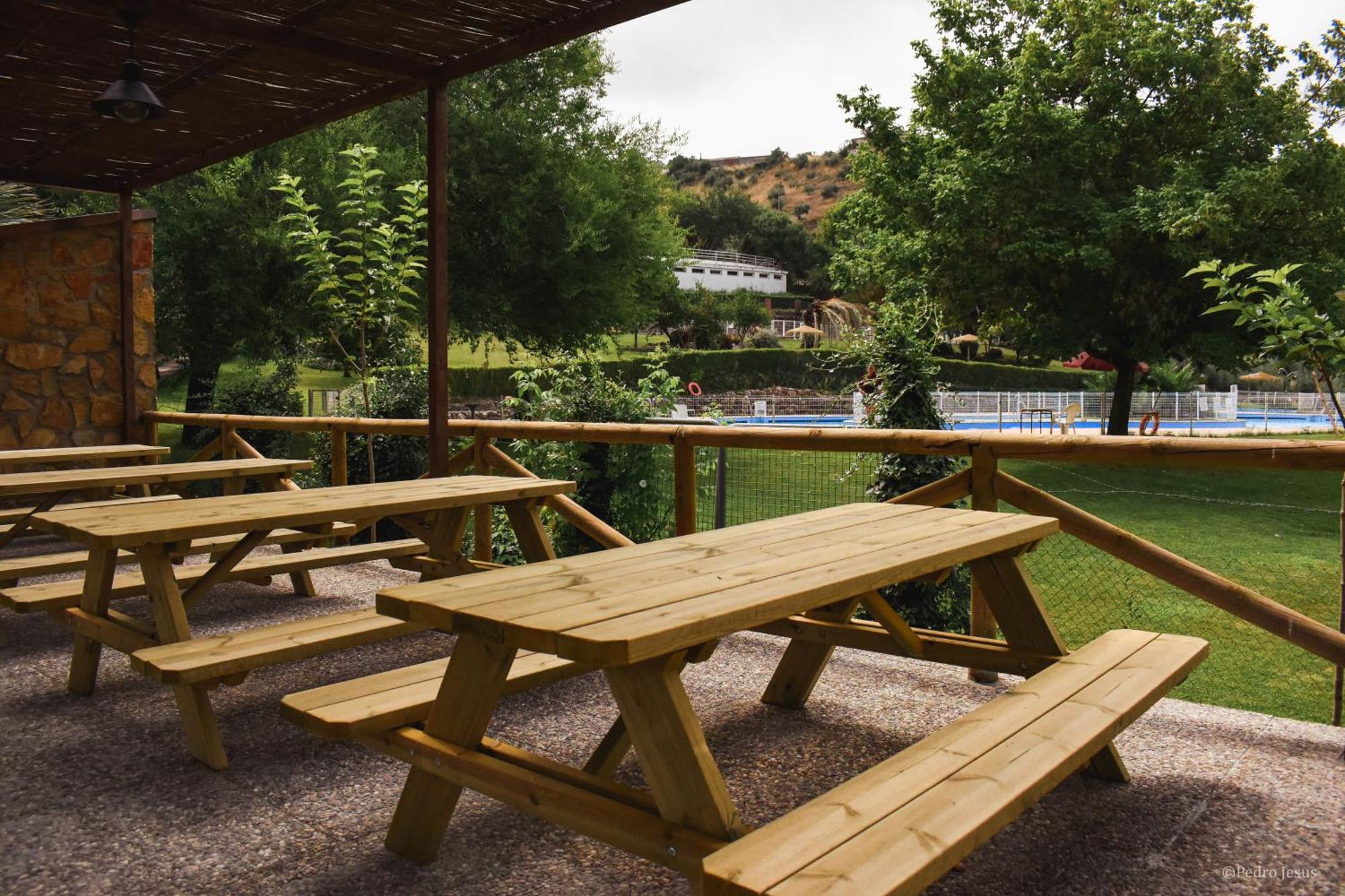 Valdeluna Camping *