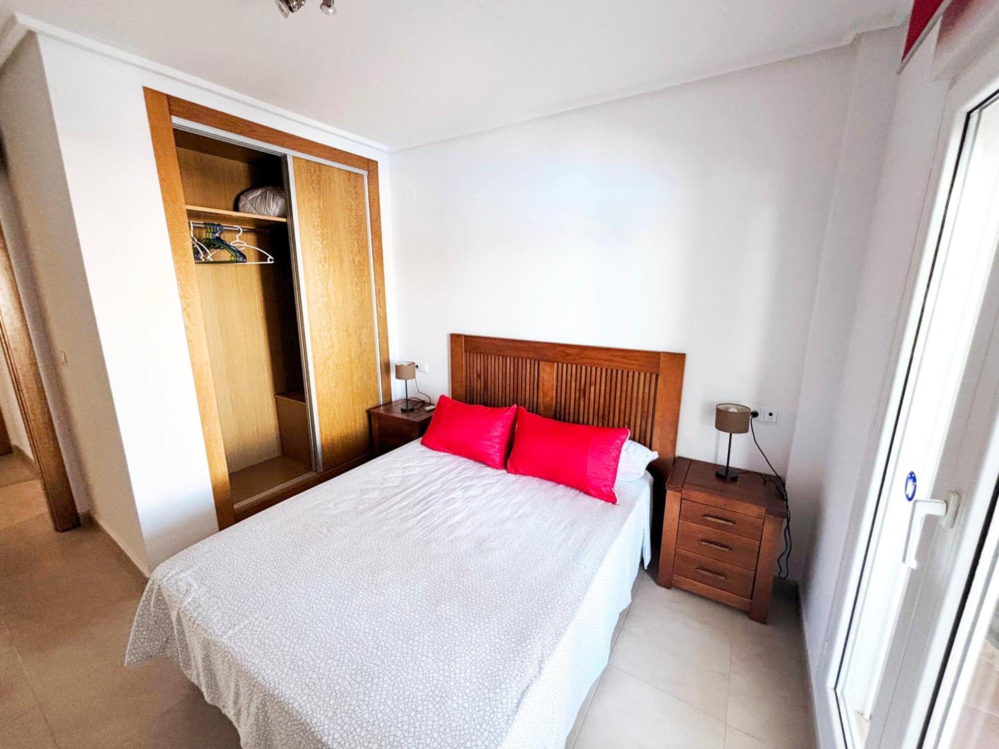 Sunset Haven - La Torre Golf Apartment Roldan