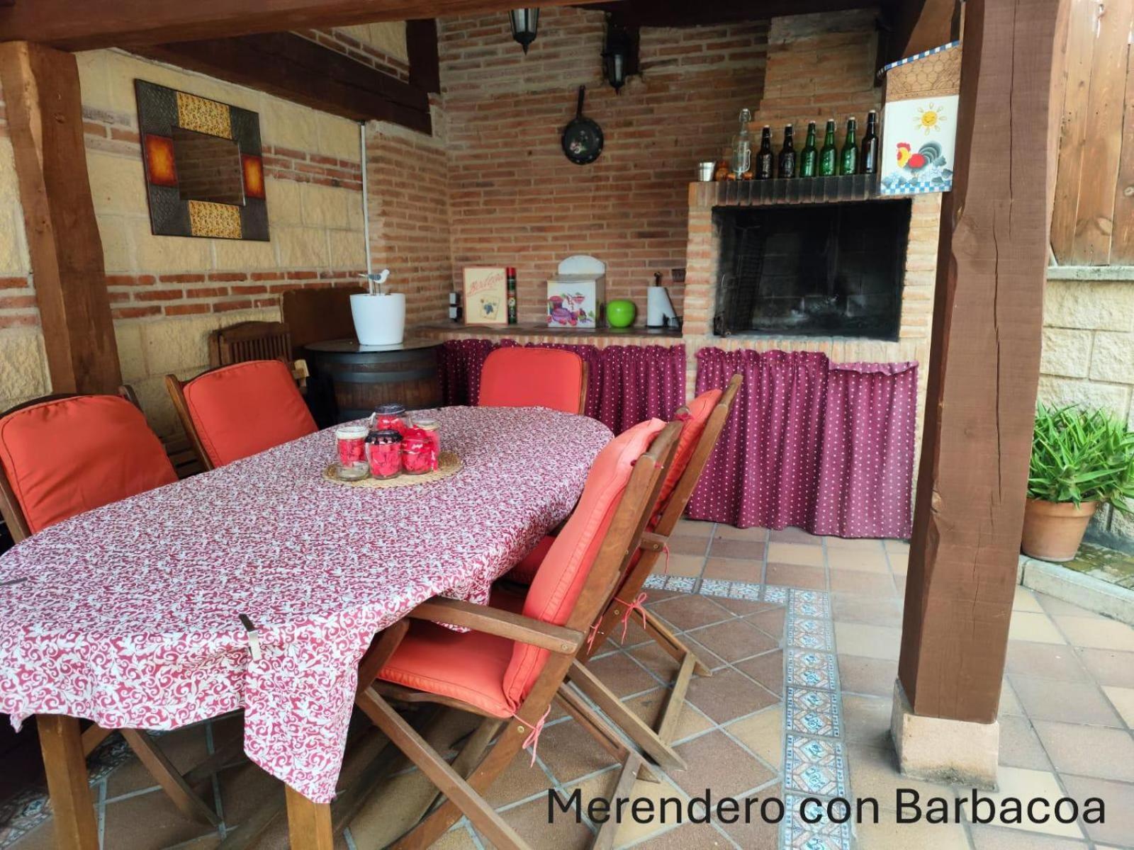Residencial Entreaguas Сasa de vacaciones Palazuelos de Eresma