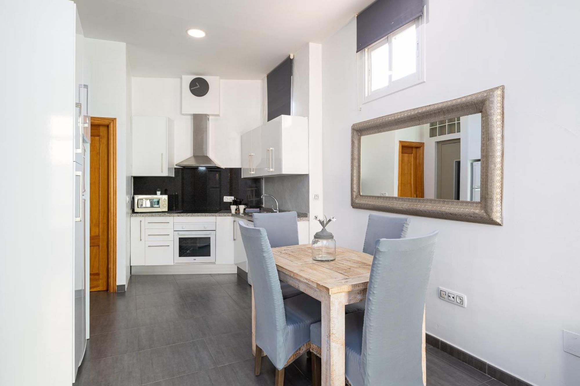 Holidays2malaga Dos Aceras In Old Town & High Speed Wifi * Malaga