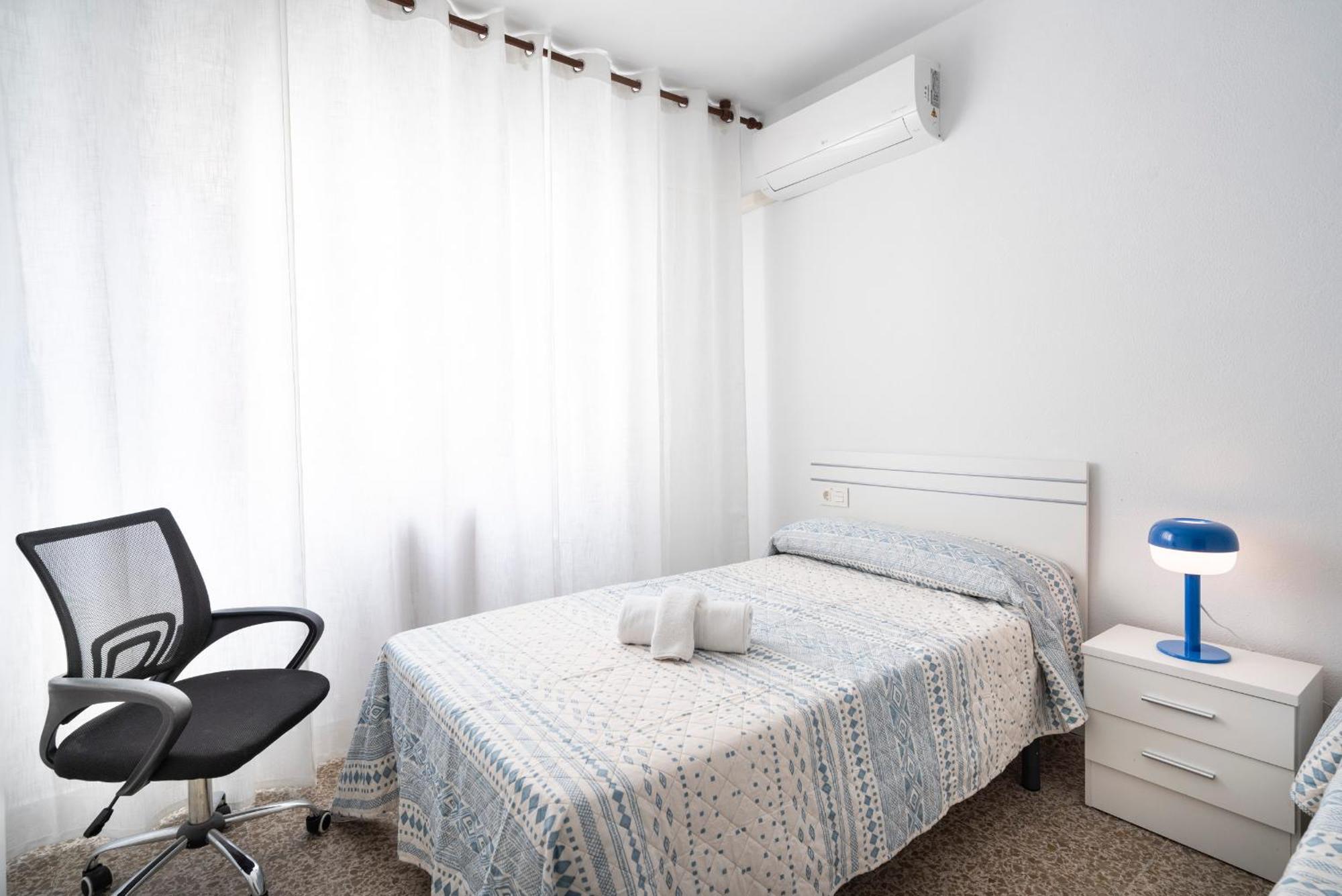 Apartamento Atico Einstein En Pleno Centro De Granada