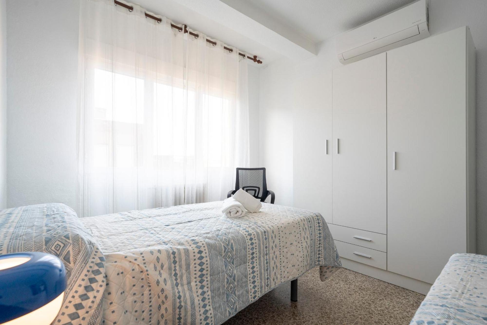 Apartamento Atico Einstein En Pleno Centro De Granada