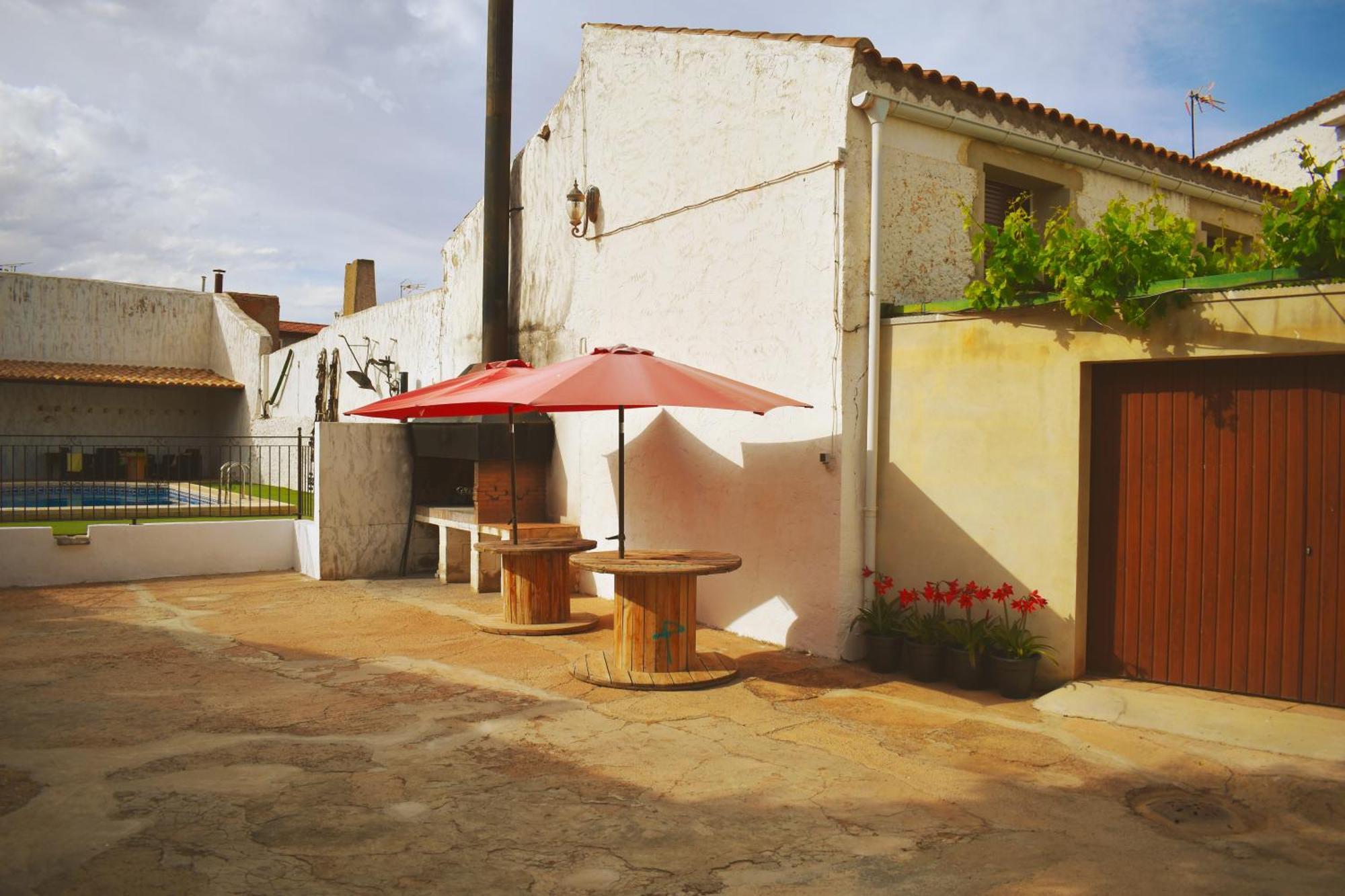 El Porche De Octaviano Holiday home *