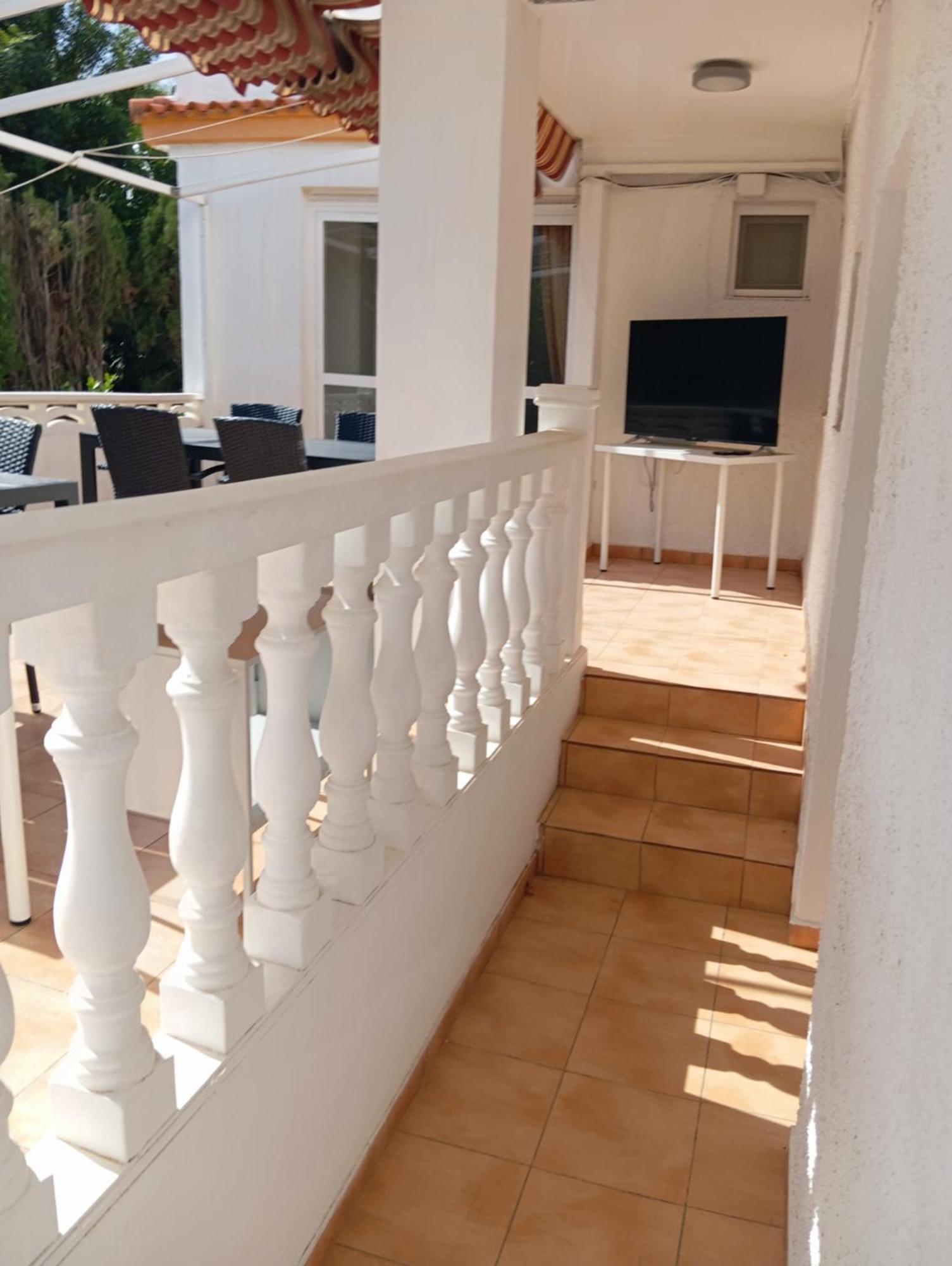 Benucia Family Guest house La Nucia