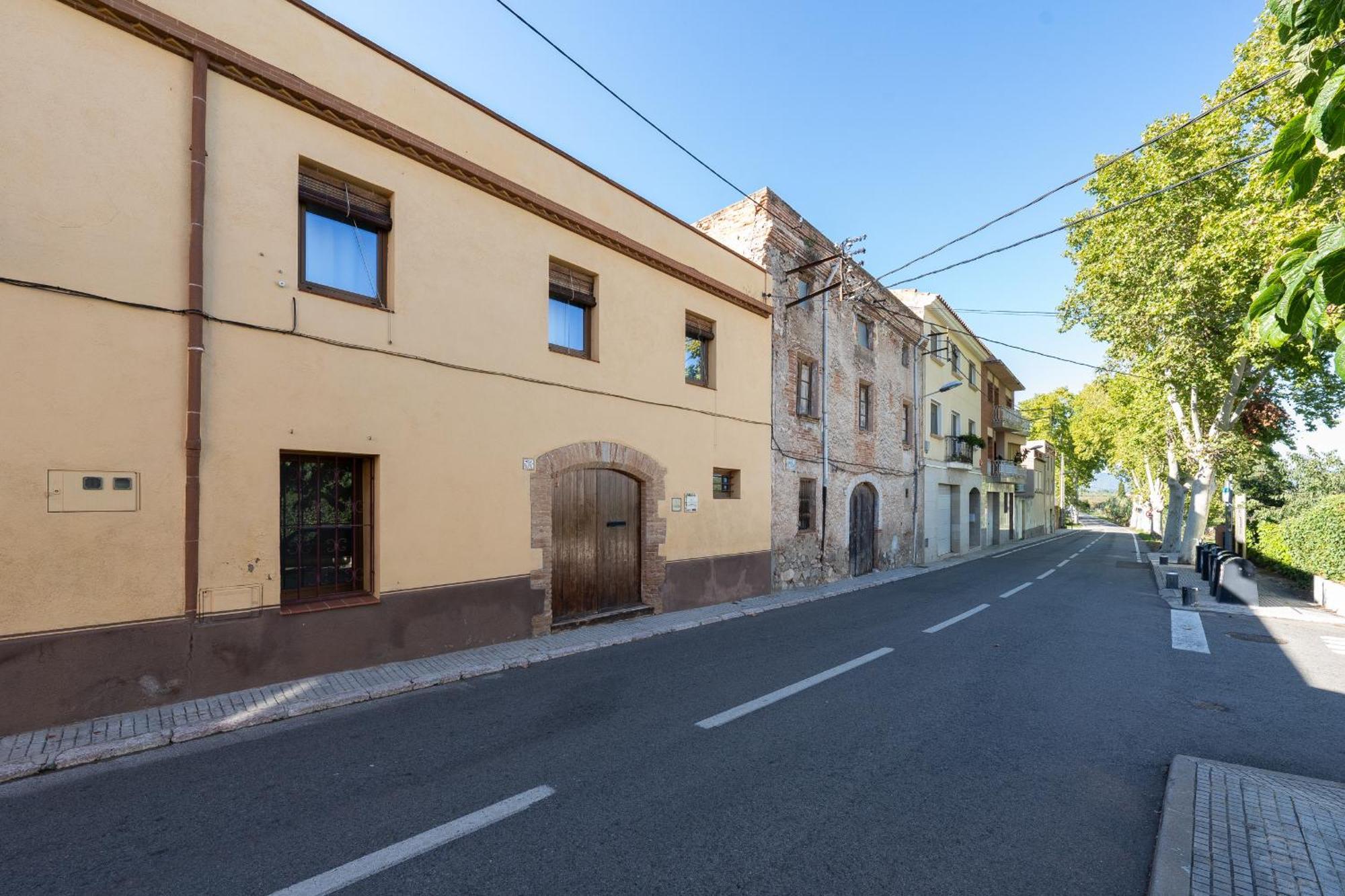 Hauzify I Casa Rourell