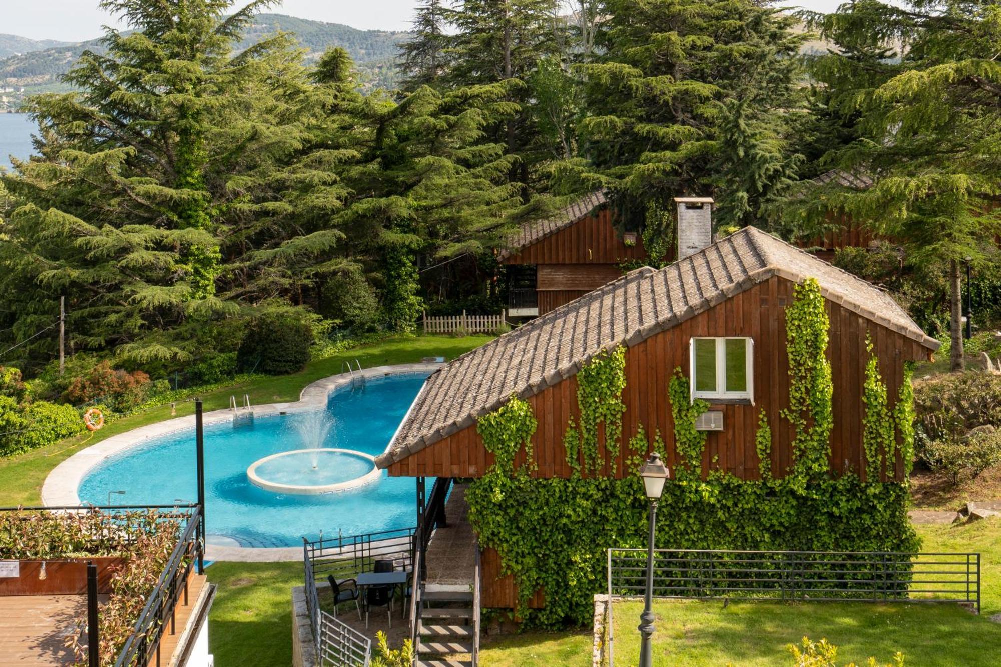 Hotel Hita 