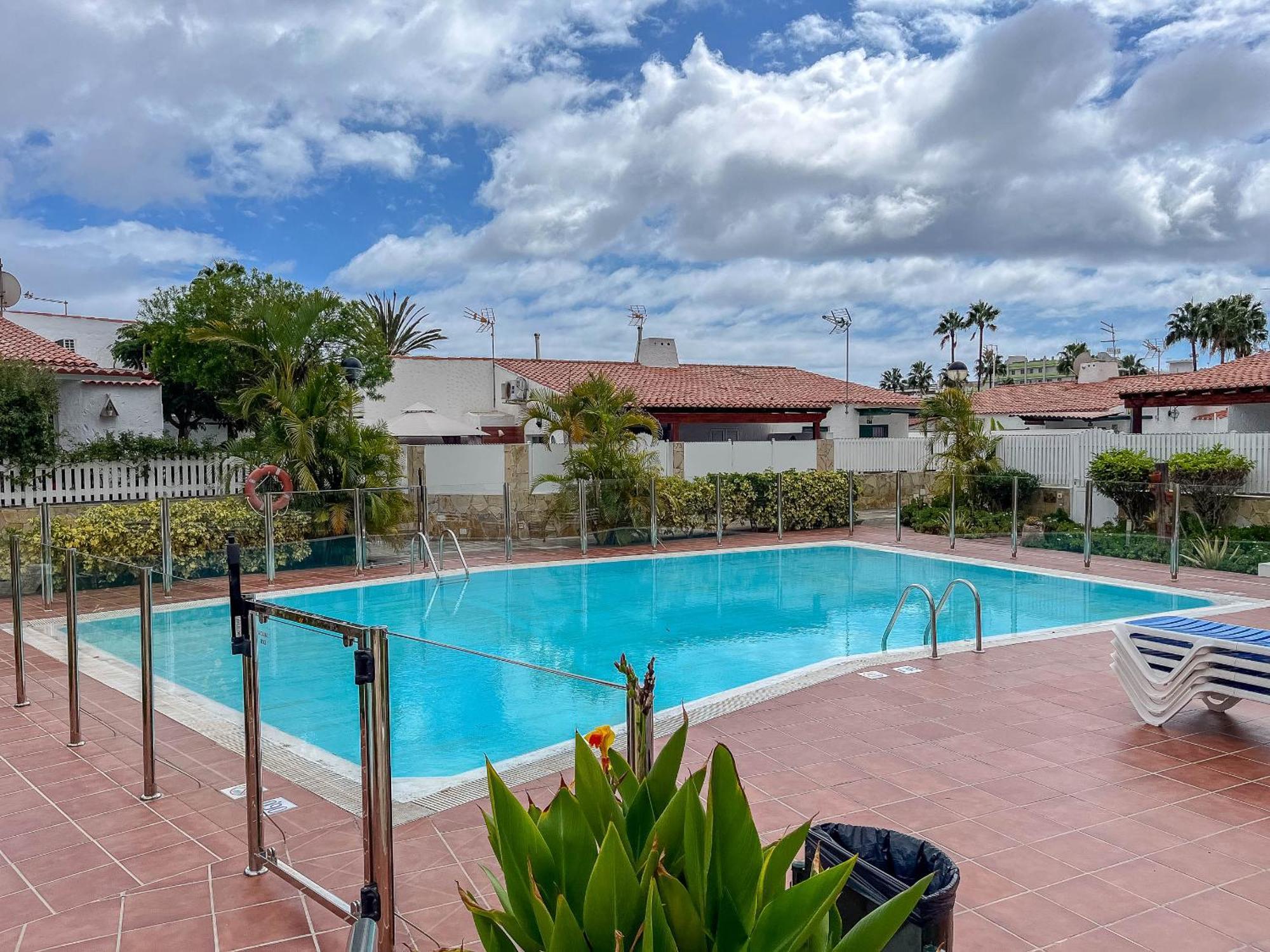 Apartment Private Chill-out Terrace - Pool