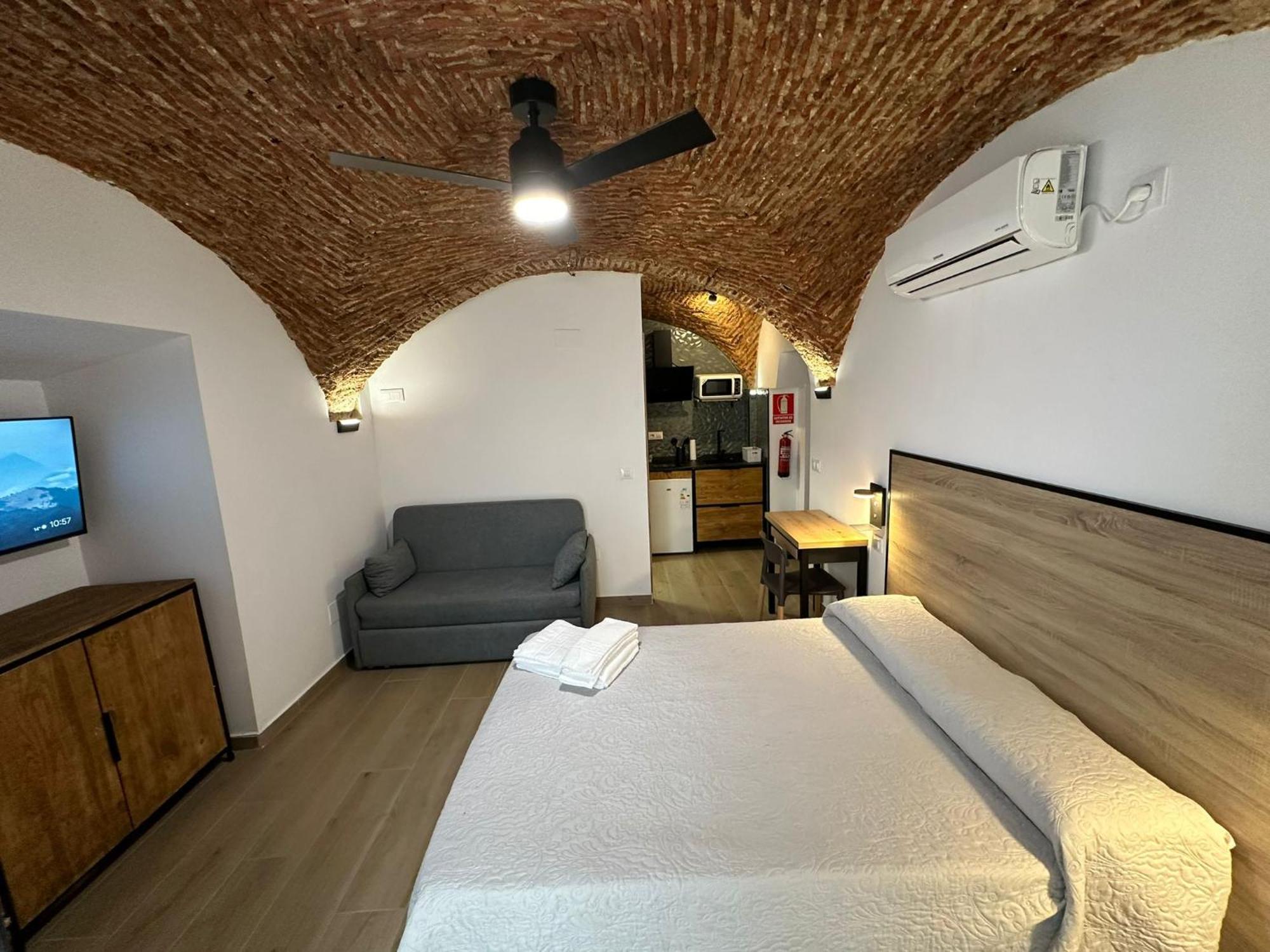 Apartamento Entre Bovedas Caces