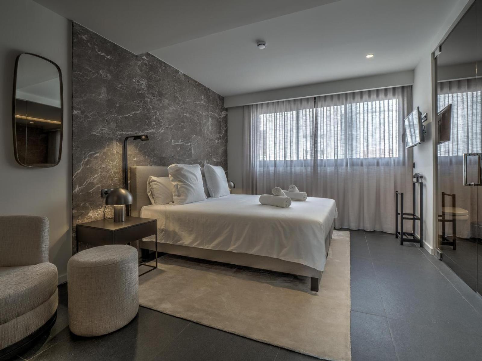 Tq 10 Boutique Aparthotel