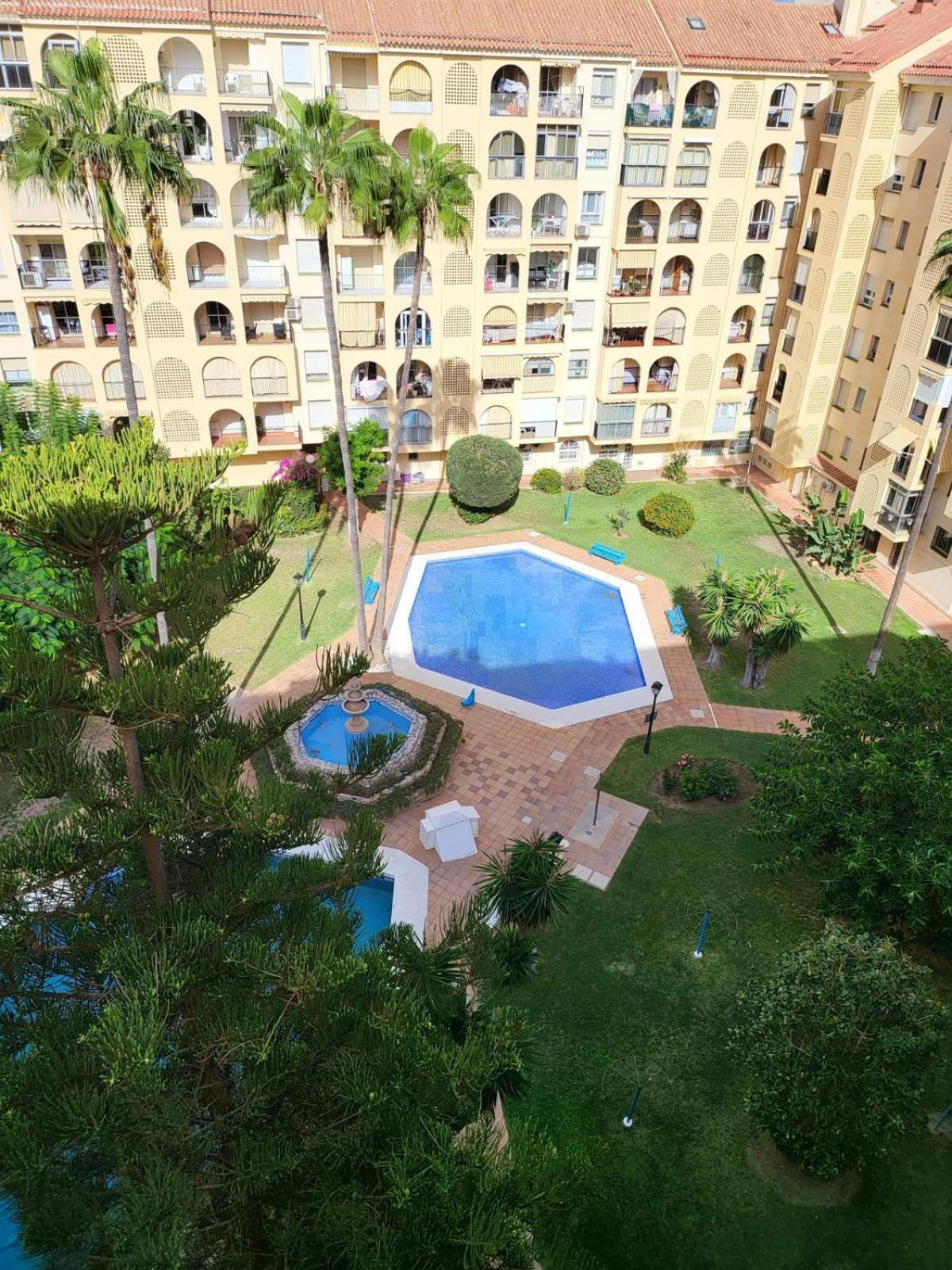 Diamond Centre Fuengirola 2 Habitación en casa particular Santa Fe de los Boliches