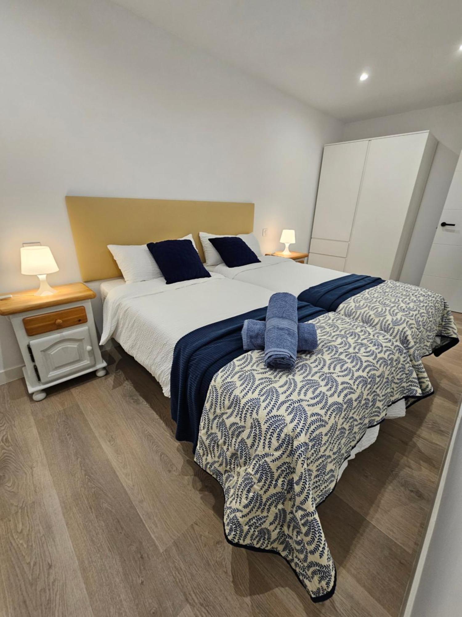 Tati Homes - Ruiz Zorrilla 2,5 Apartment