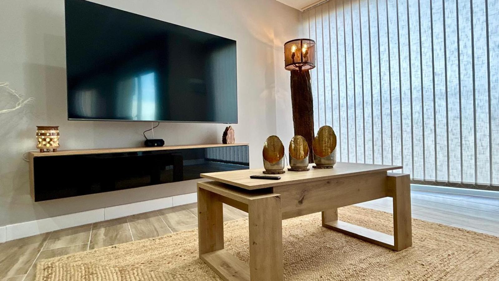 Apartamento Moderno Y Amplio Con Vistas A La Bahia Algeciras