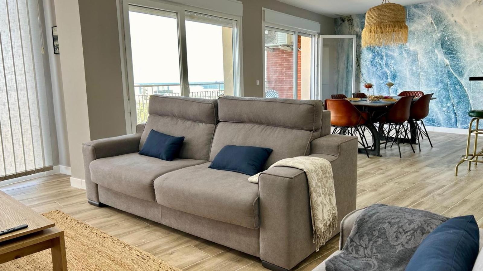 Apartamento Moderno Y Amplio Con Vistas A La Bahia Algeciras