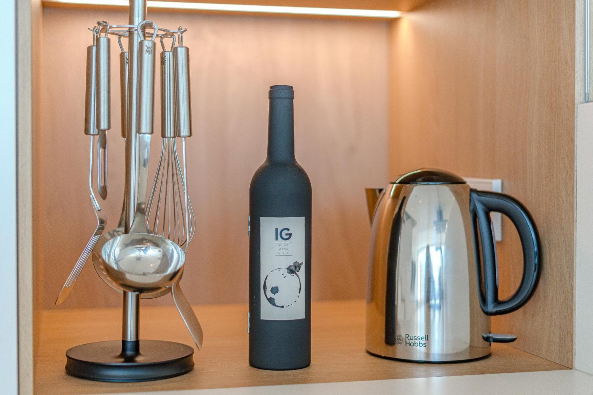 Apartment Aquasuites Luxury B06 At Gigantes