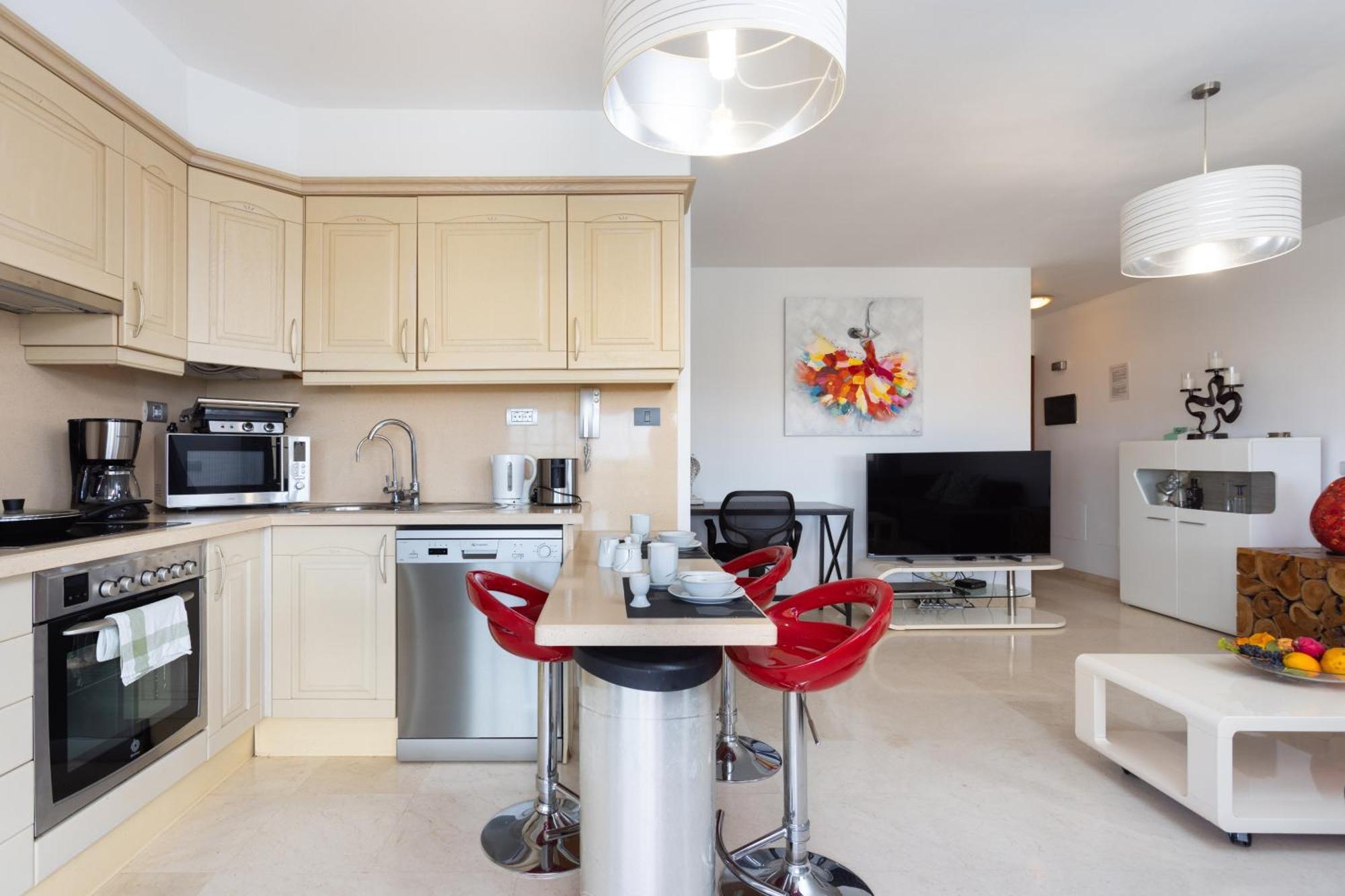 Sunshine Apartment *