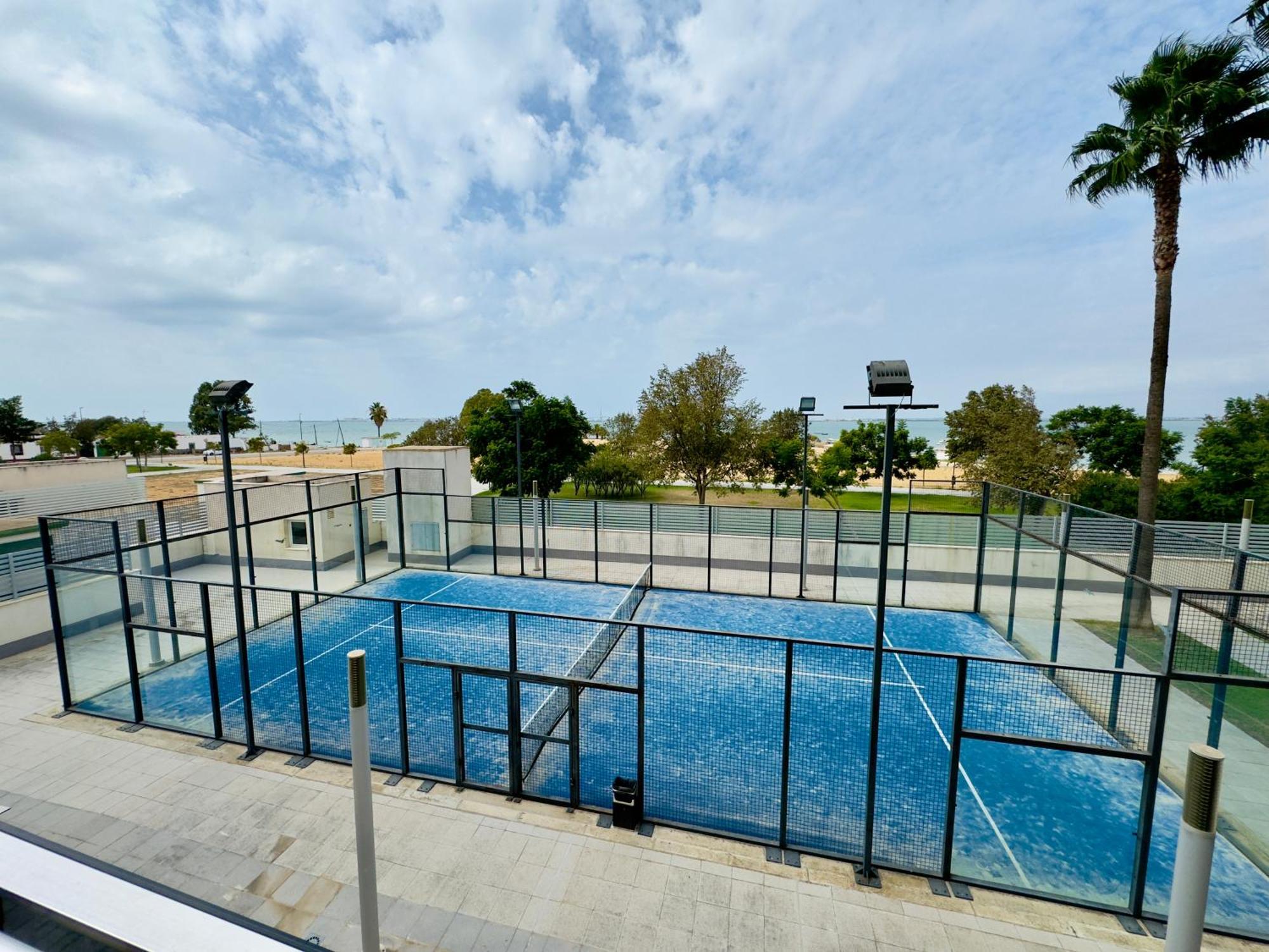 Bahia Azul Suites, Piscina & Padel