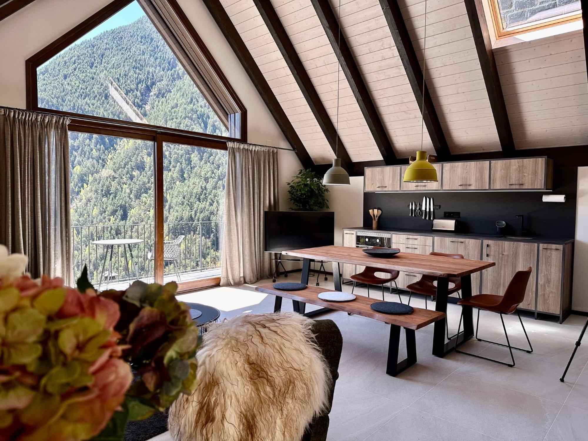 Chalet Boj Casas De Montana *