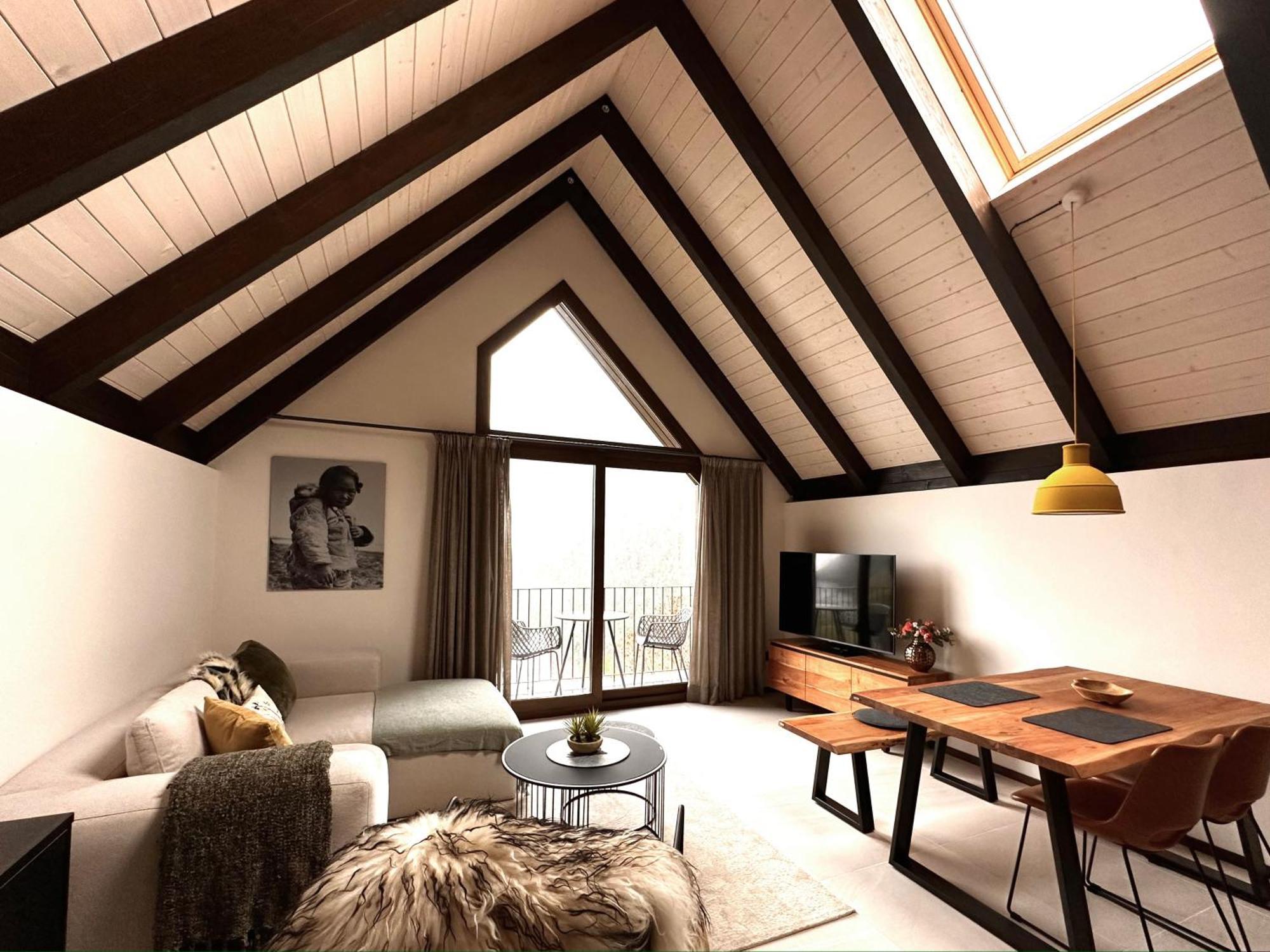 Chalet Boj Casas De Montana *