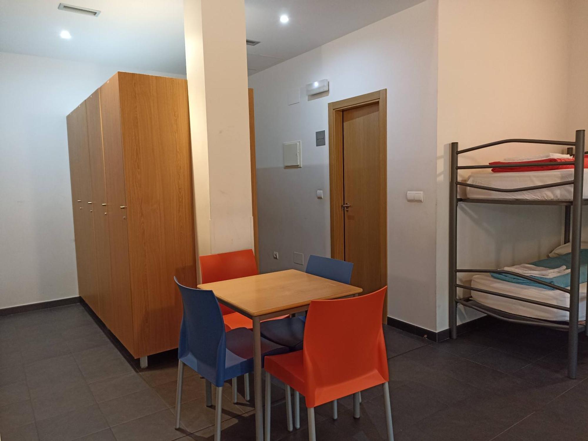 Hostel Francisco Giner De Rios