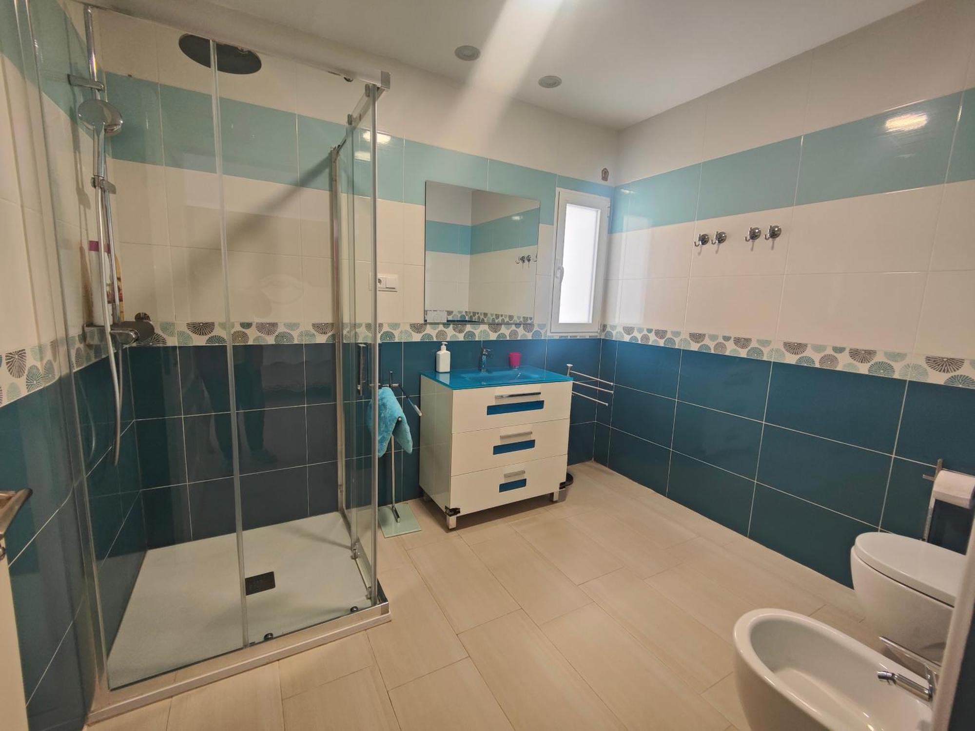 Pensión Casa De Sol, Piscina Y Jacuzzi En De Madrid