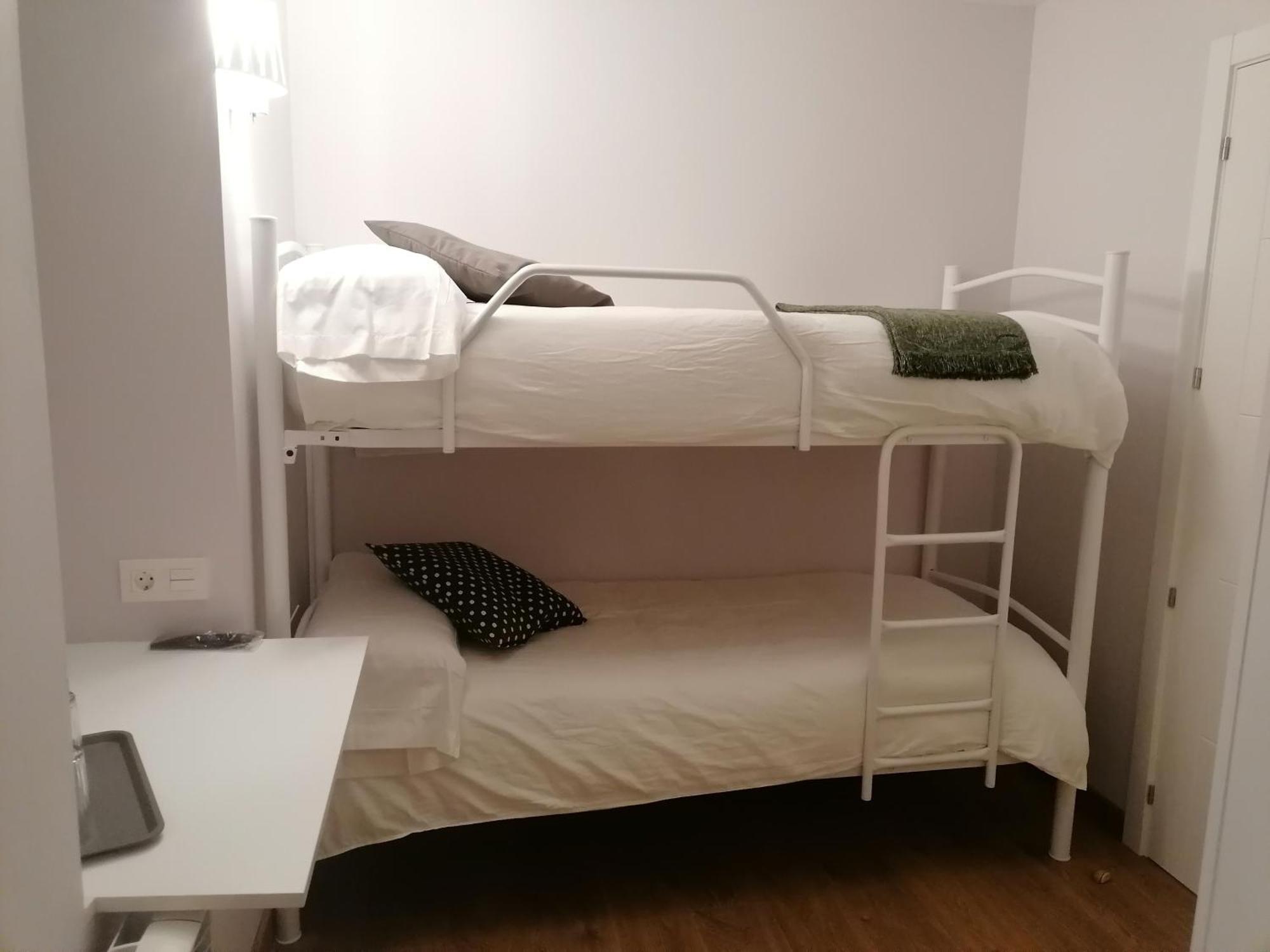Casa At 34 49 Hostal *