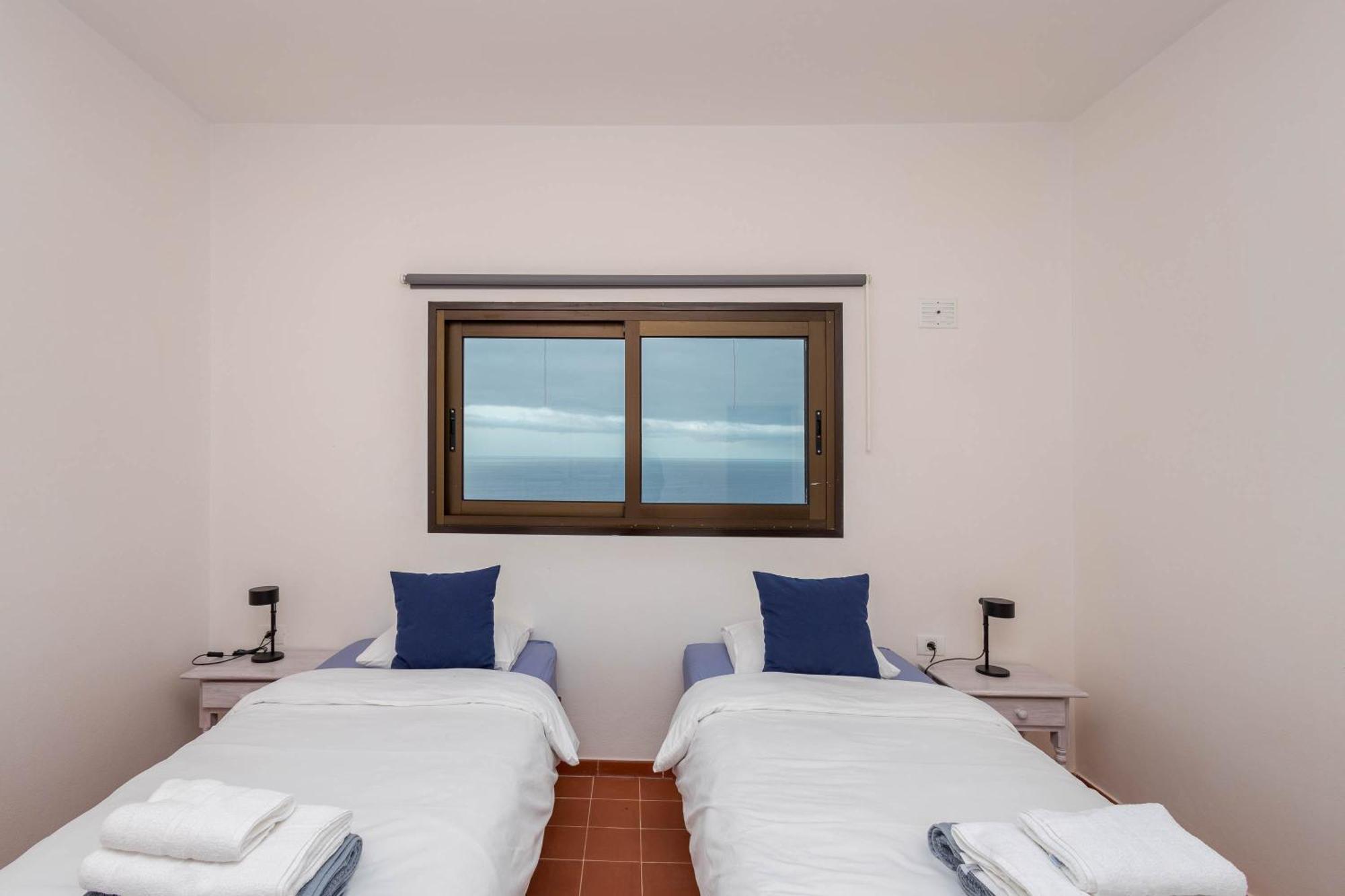 Lightbooking Charco Azul Apartment Frontera