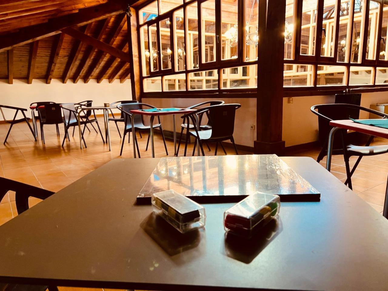 Hostal Pinares - La Casona De Revenga Regumiel de la Sierra