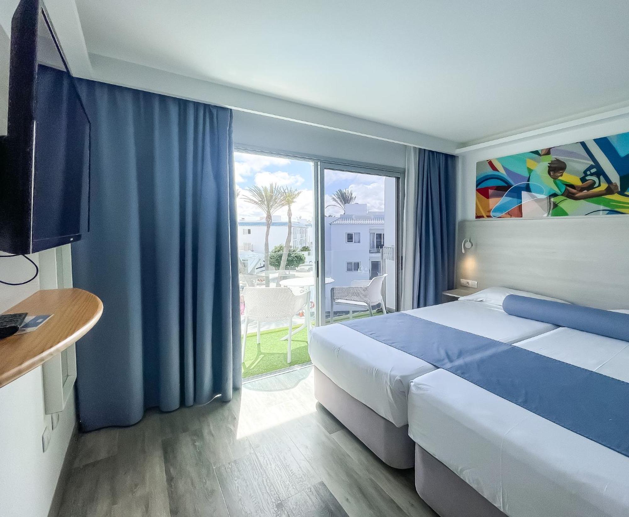 Surfing Colors Hotel&apartments