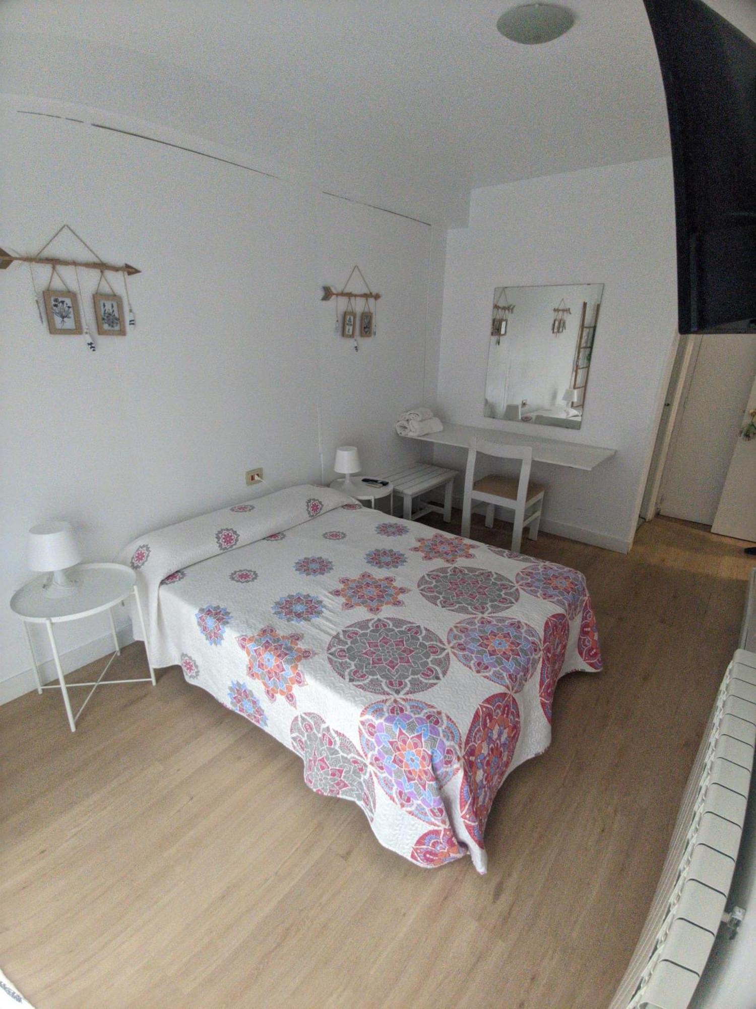Sol Guest house 2*