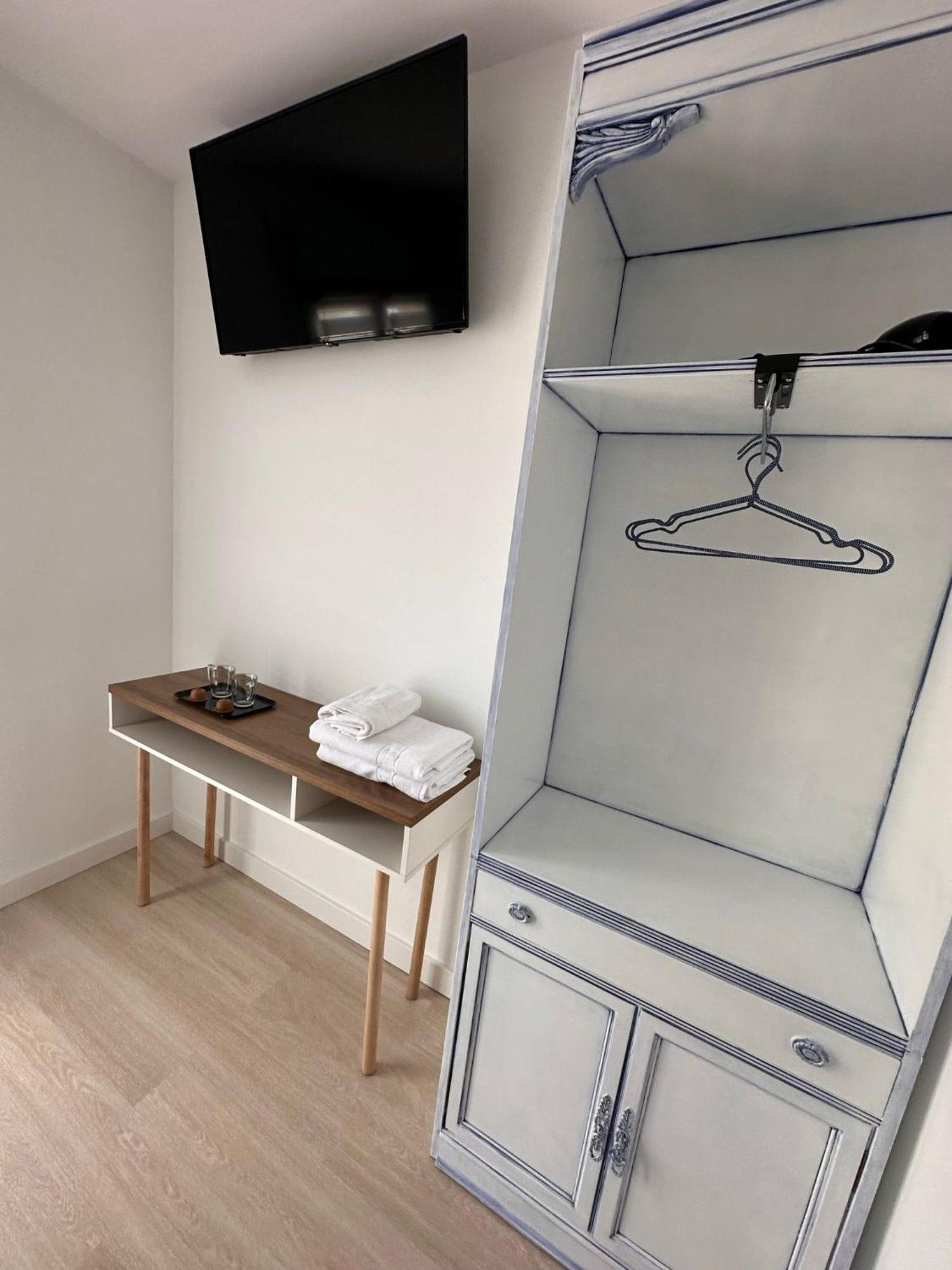 Hostel A La Sombra Del Laurel
