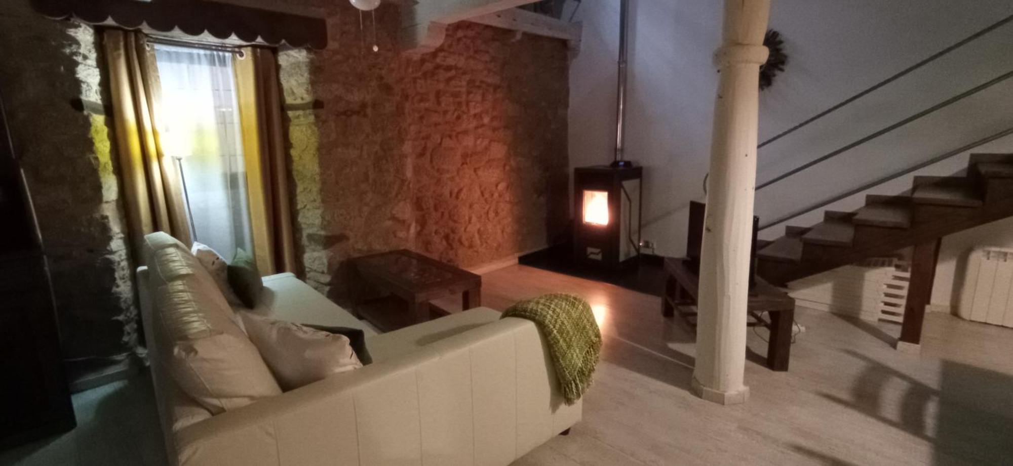 Duplex Ca Tio Celso * San Esteban de la Sierra