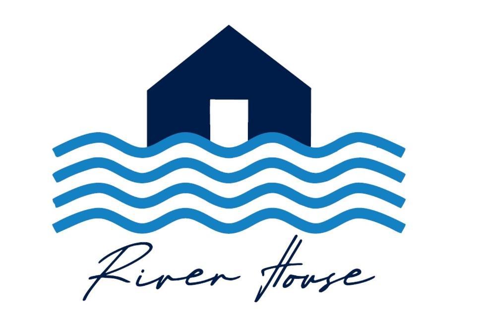 River House * Caces