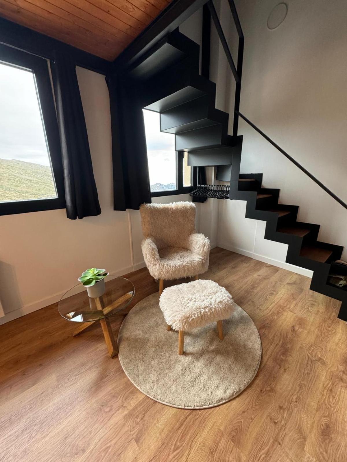 S N Holidays Triplex Loft Mountain Zona Baja *