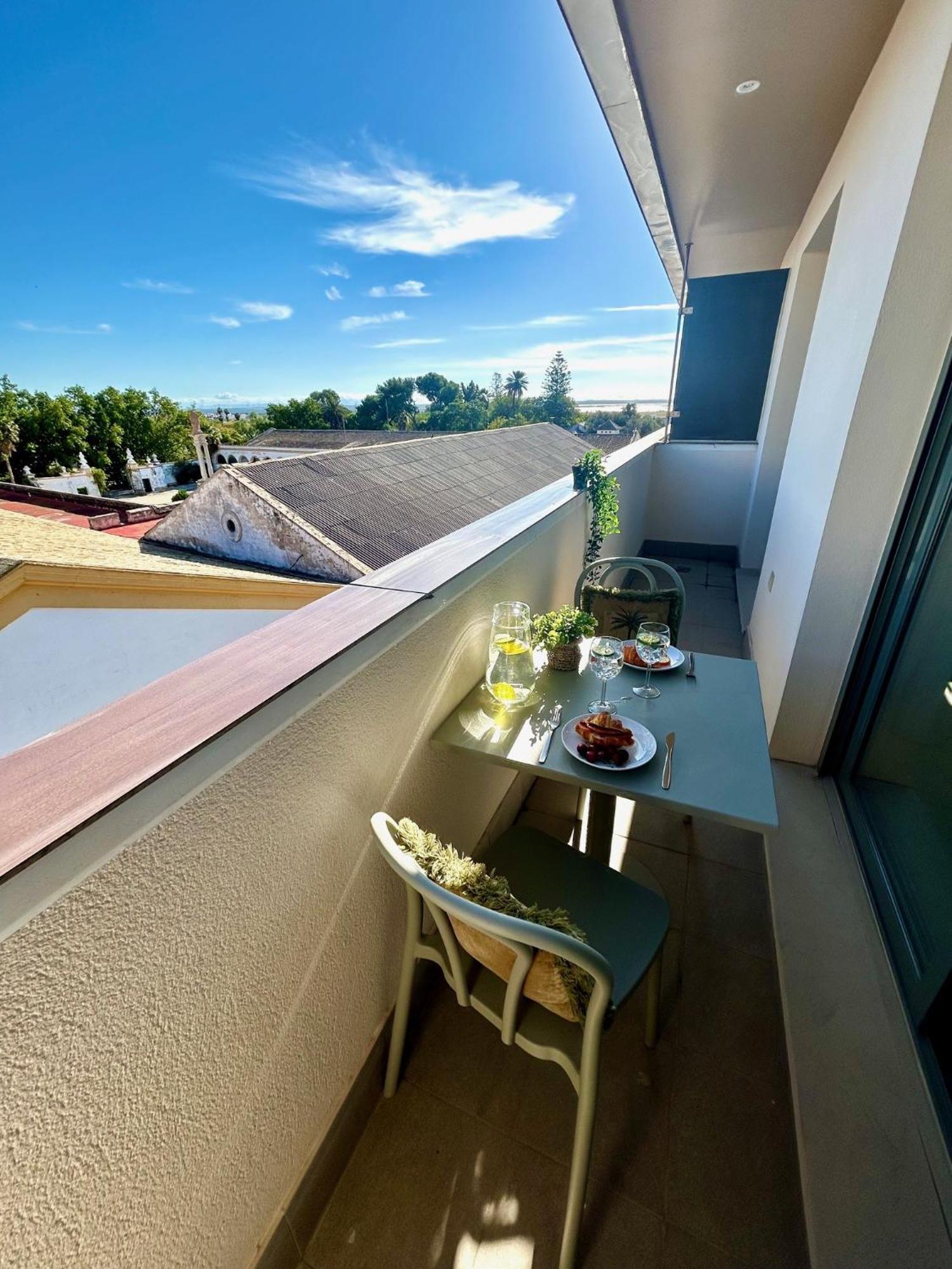 Apartahotel Gatu Travelin El Puerto, Con Parking Y Piscina *
