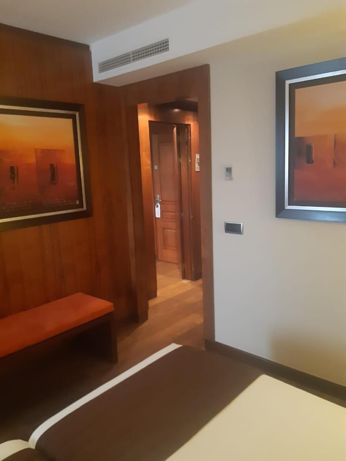 Hospedium Mirador De Gredos Hotel