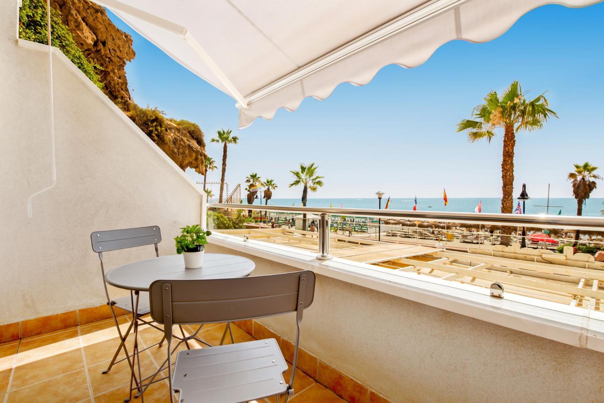Apartamento Primera Linea De Playa, Aparcamiento Y Wifi Gratis