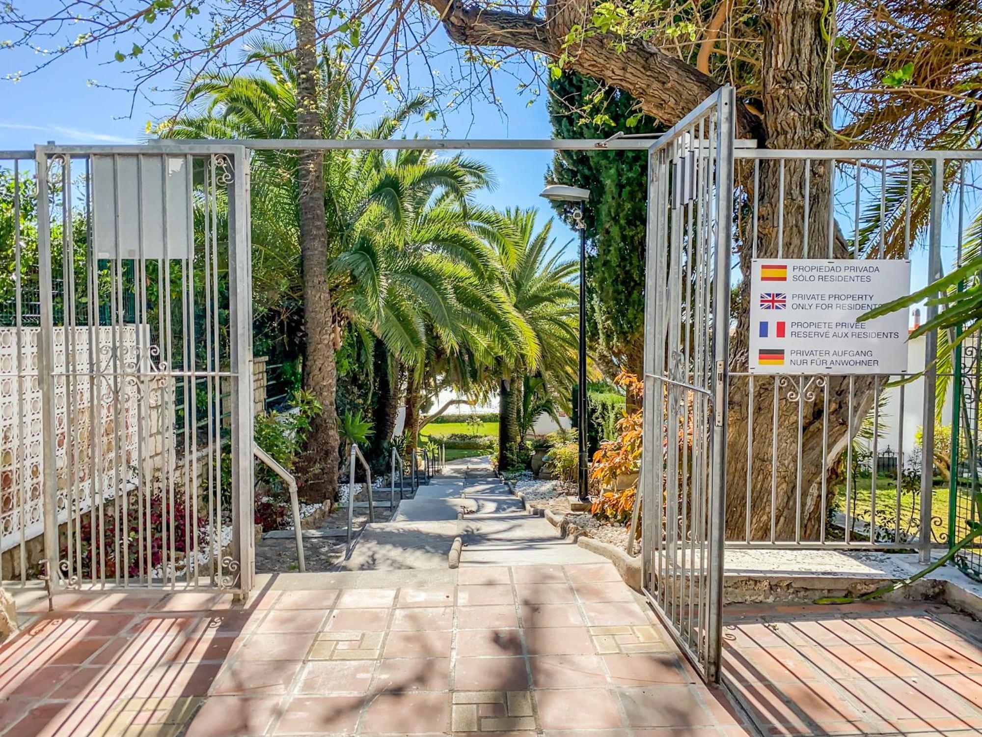 Primera Linea De Playa, Aparcamiento Y Wifi Gratis Apartamento
