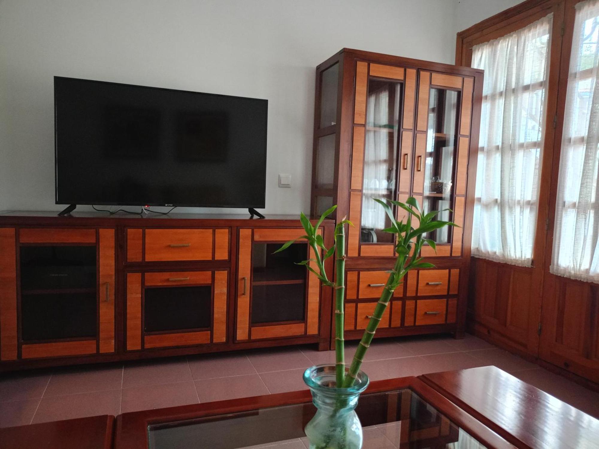 Cultural Montelucia Apartment