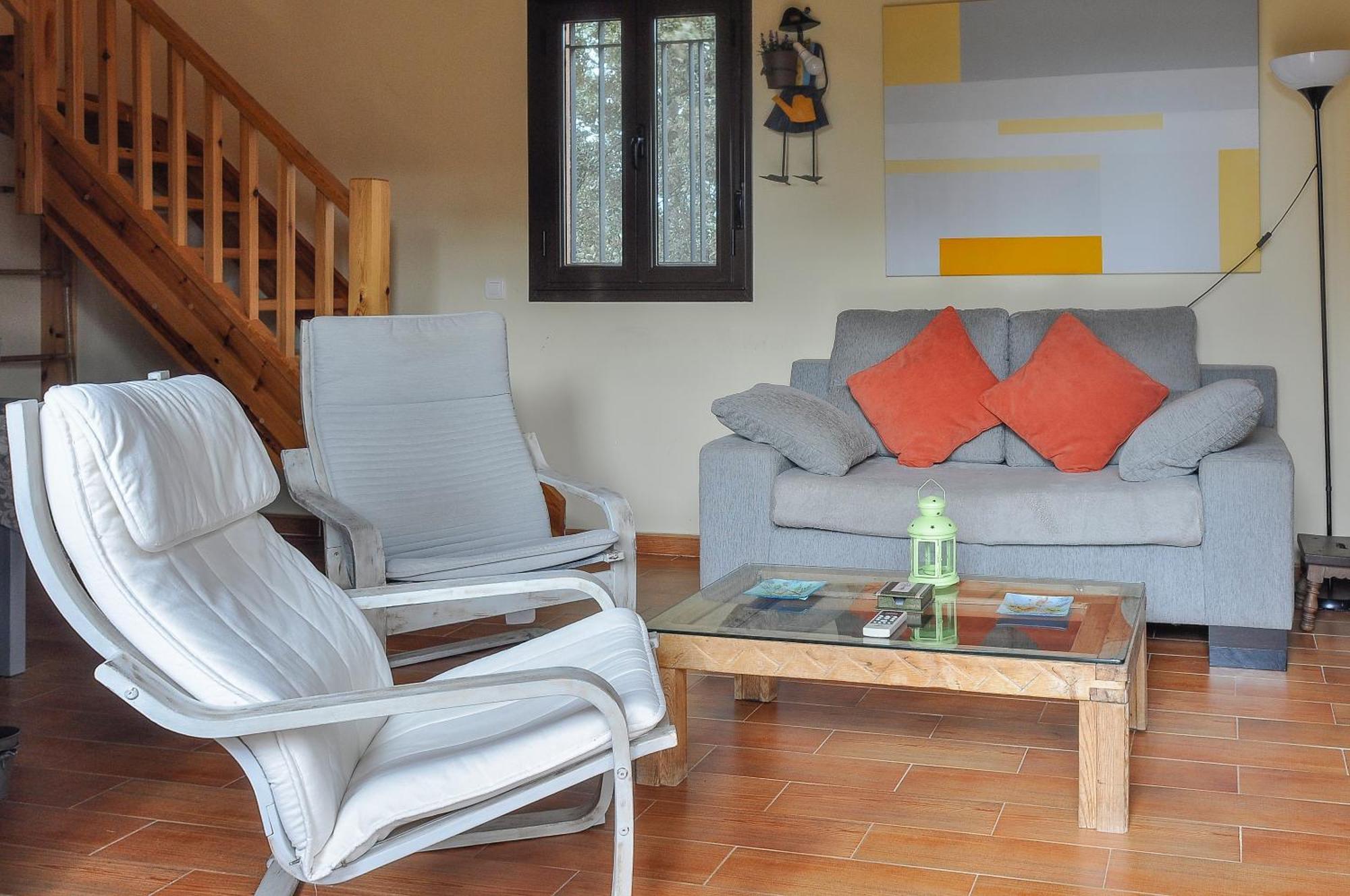 Acogedora Casa Con Jardin By * Ituero y Lama