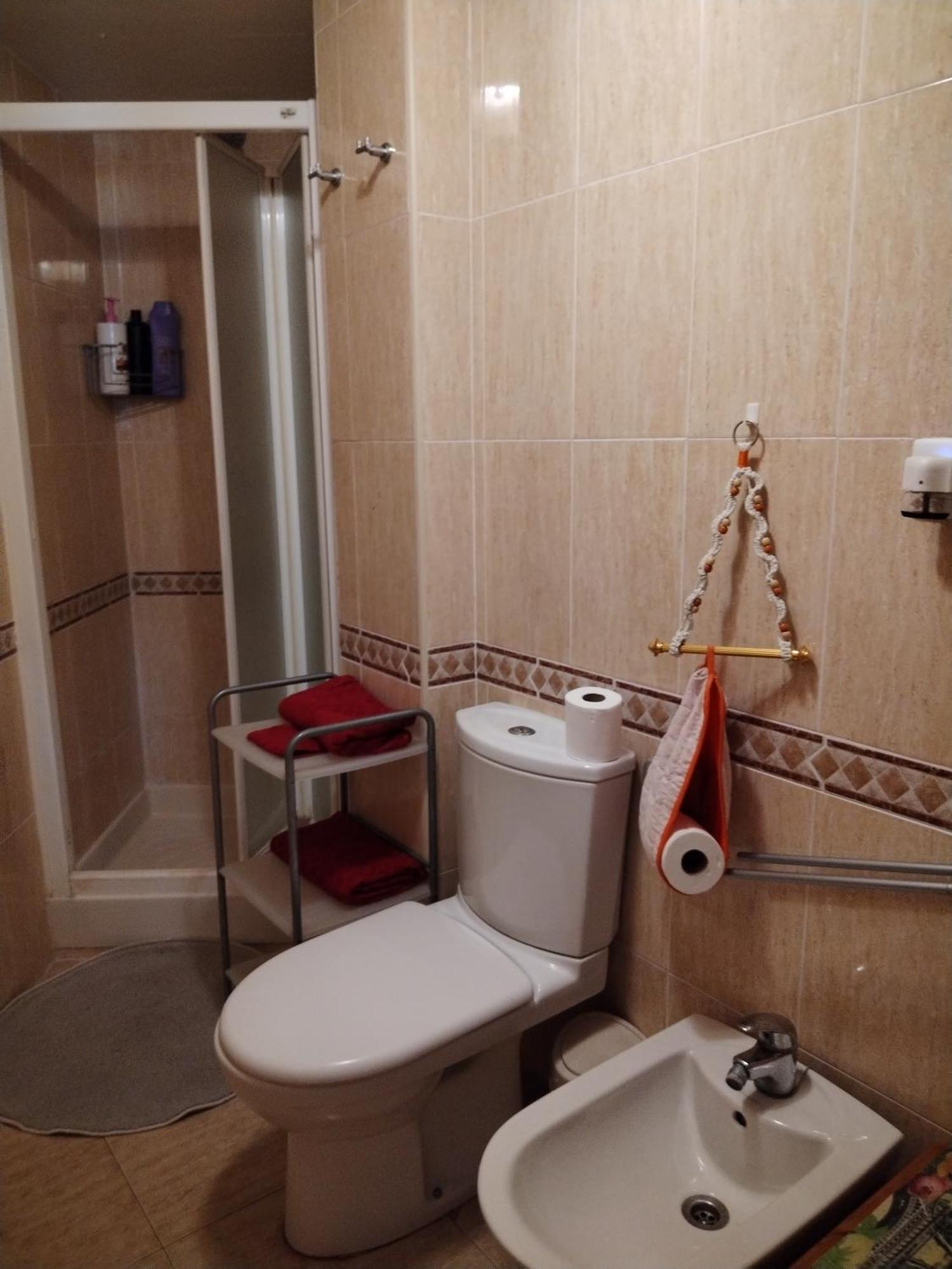 Doble Con Bano Privado, Desayuno Y Piscina
