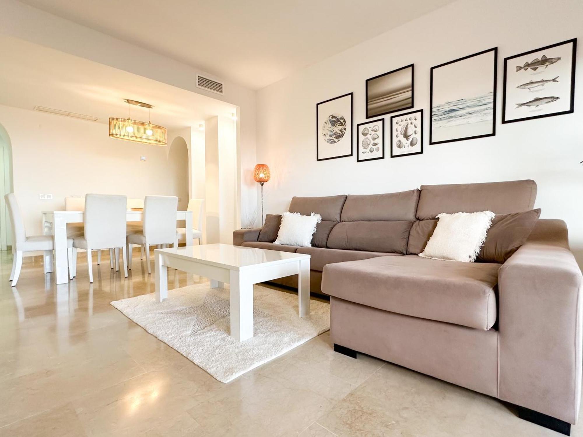 Hola! At Coto Real Apartment Manilva