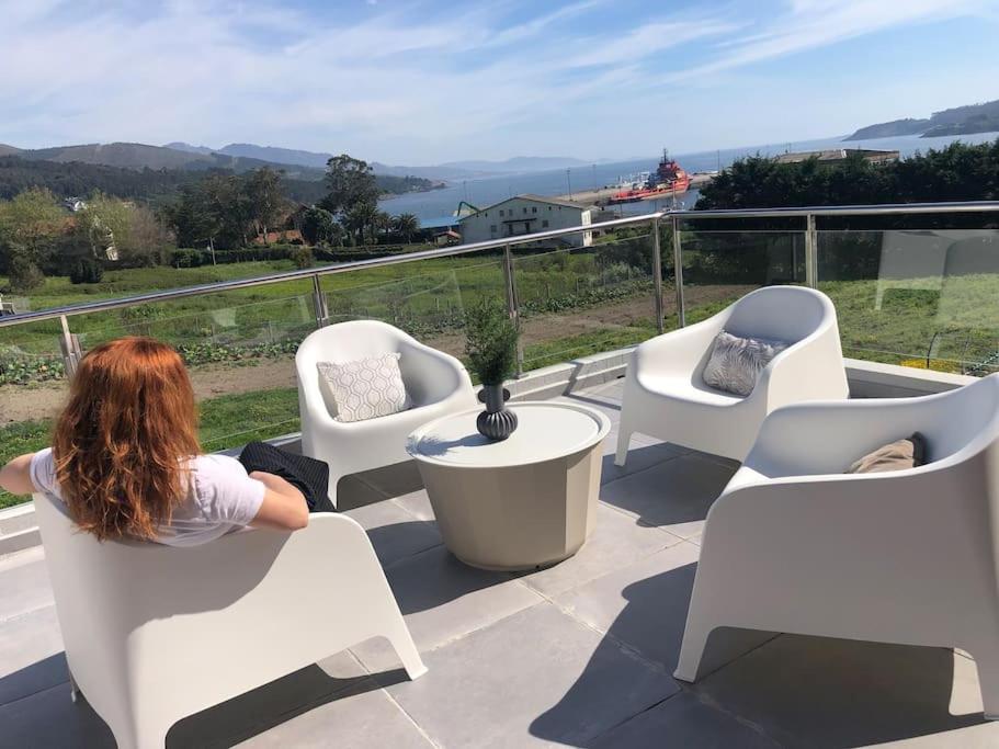 A Neida Casa Con Terraza Con Vistas Al Mar Сasa de vacaciones *
