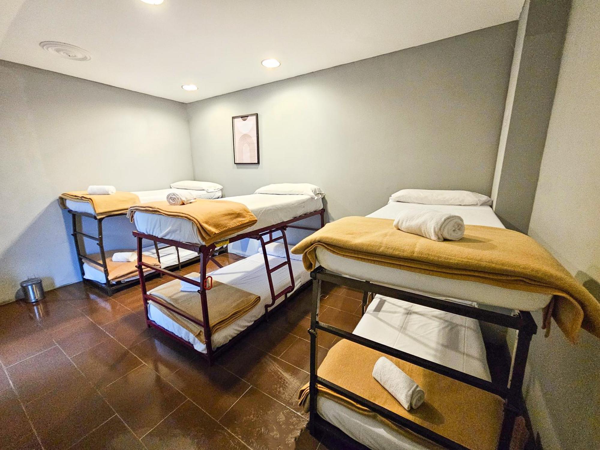 Hostal Backpacker Rio Ijuez Castiello de Jaca